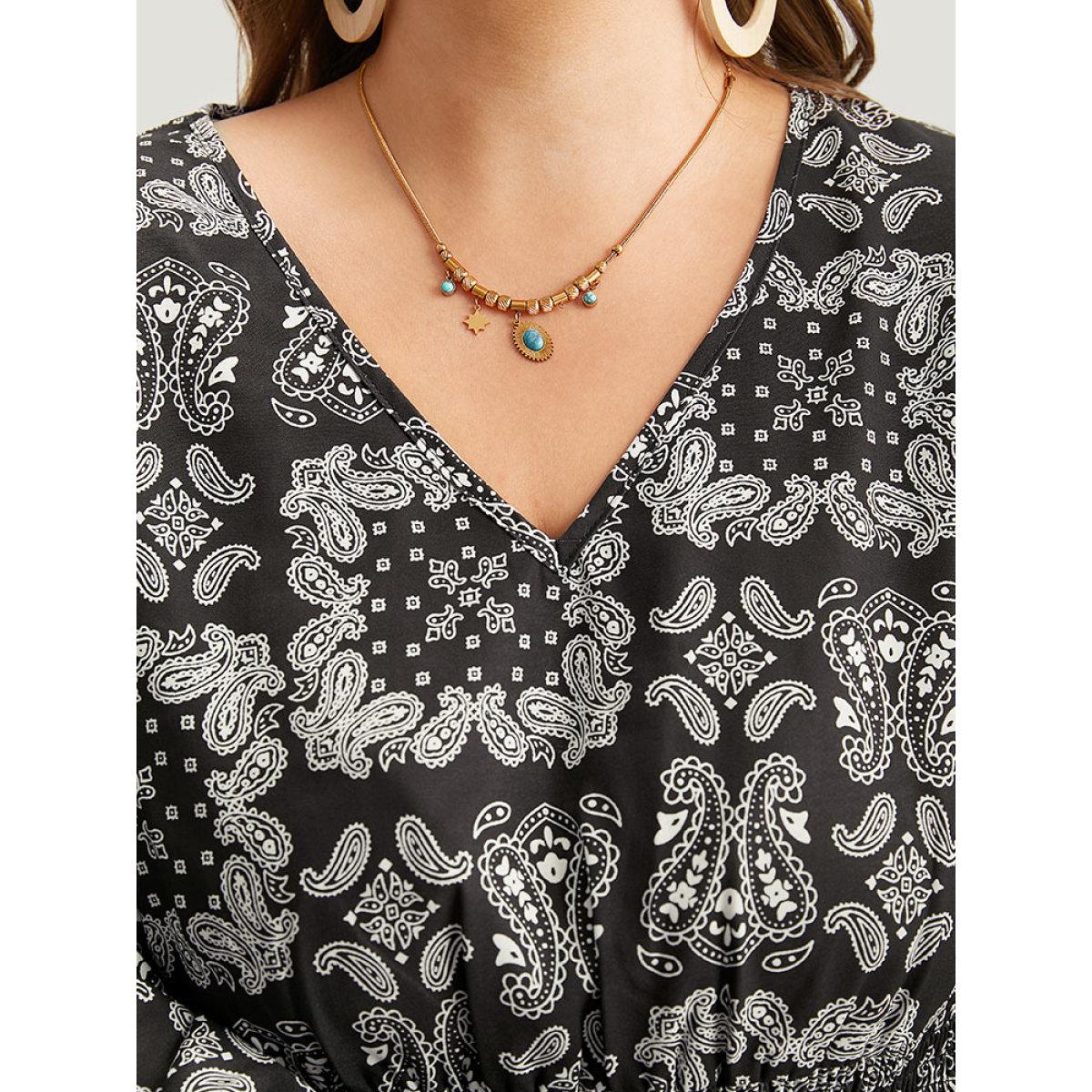 Plus Size Moroccan Print Shirred Pocket Dress Black Women Vacation Printed V-neck Long Sleeve Curvy Midi Dress BloomChic 22-24/3X Product Image