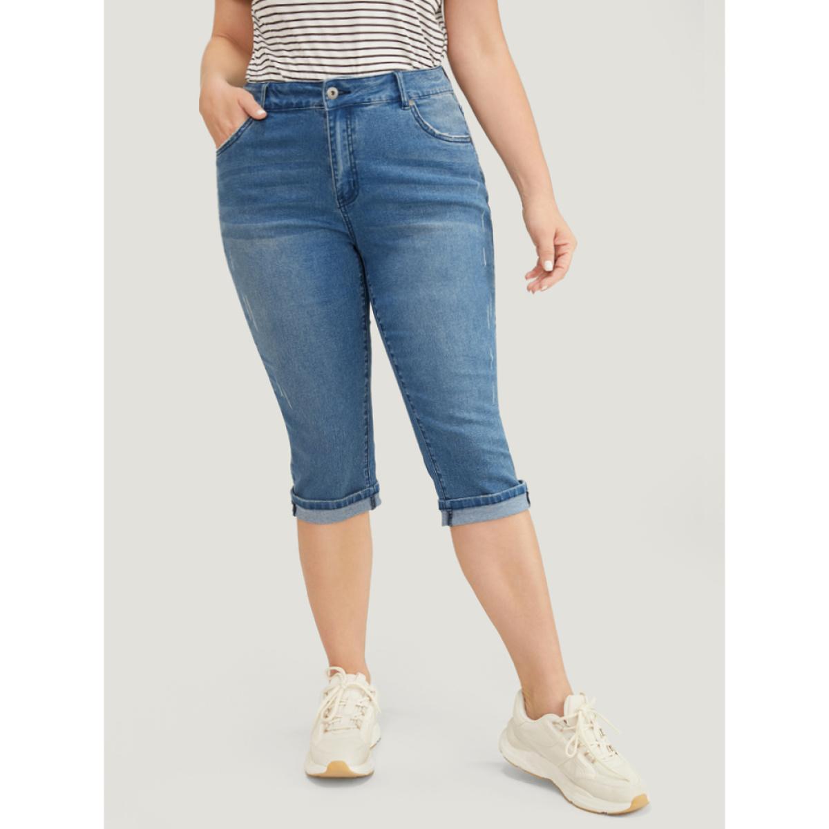 Plus Size Very Stretchy Medium Wash Roll Hem Knee Denim Shorts Women Blue High stretch Dailywear Pocket Casual Denim Shorts BloomChic 20/2X Product Image