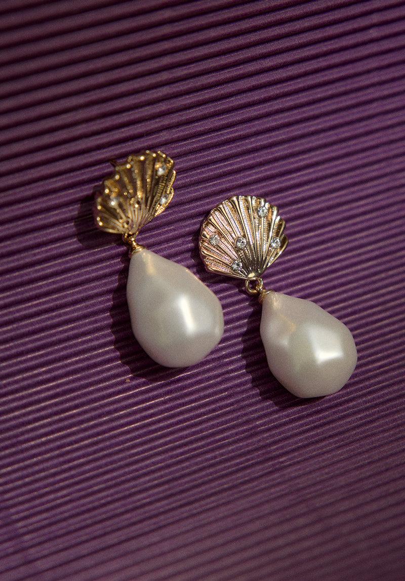 Tiered Shell Earrings Product Image