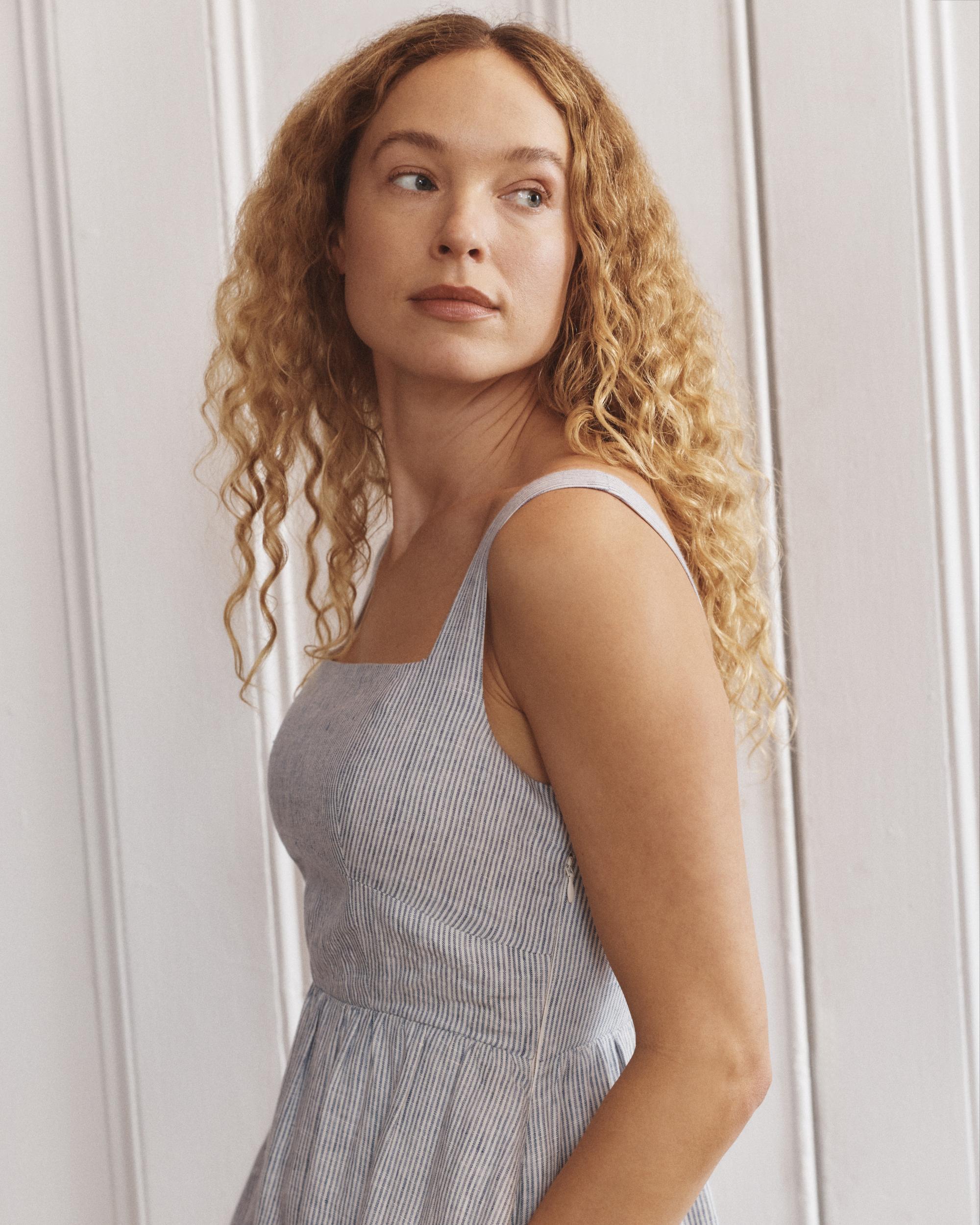 Quince | Women's 100% European Linen Fit & Flare Midi Dress Product Image