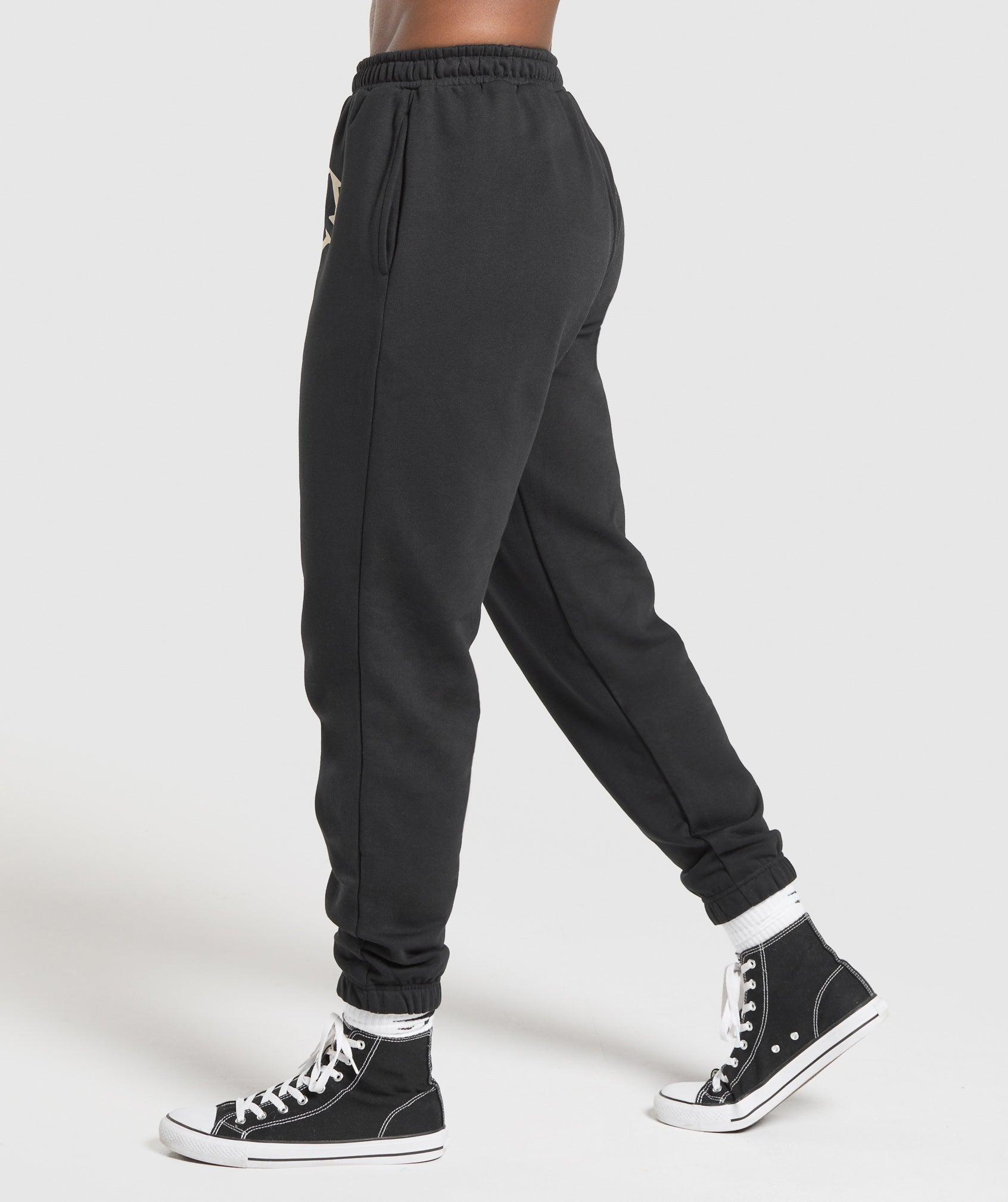 Gymshark Heavy Duty Graphic Loopback Jogger - Black Female Product Image