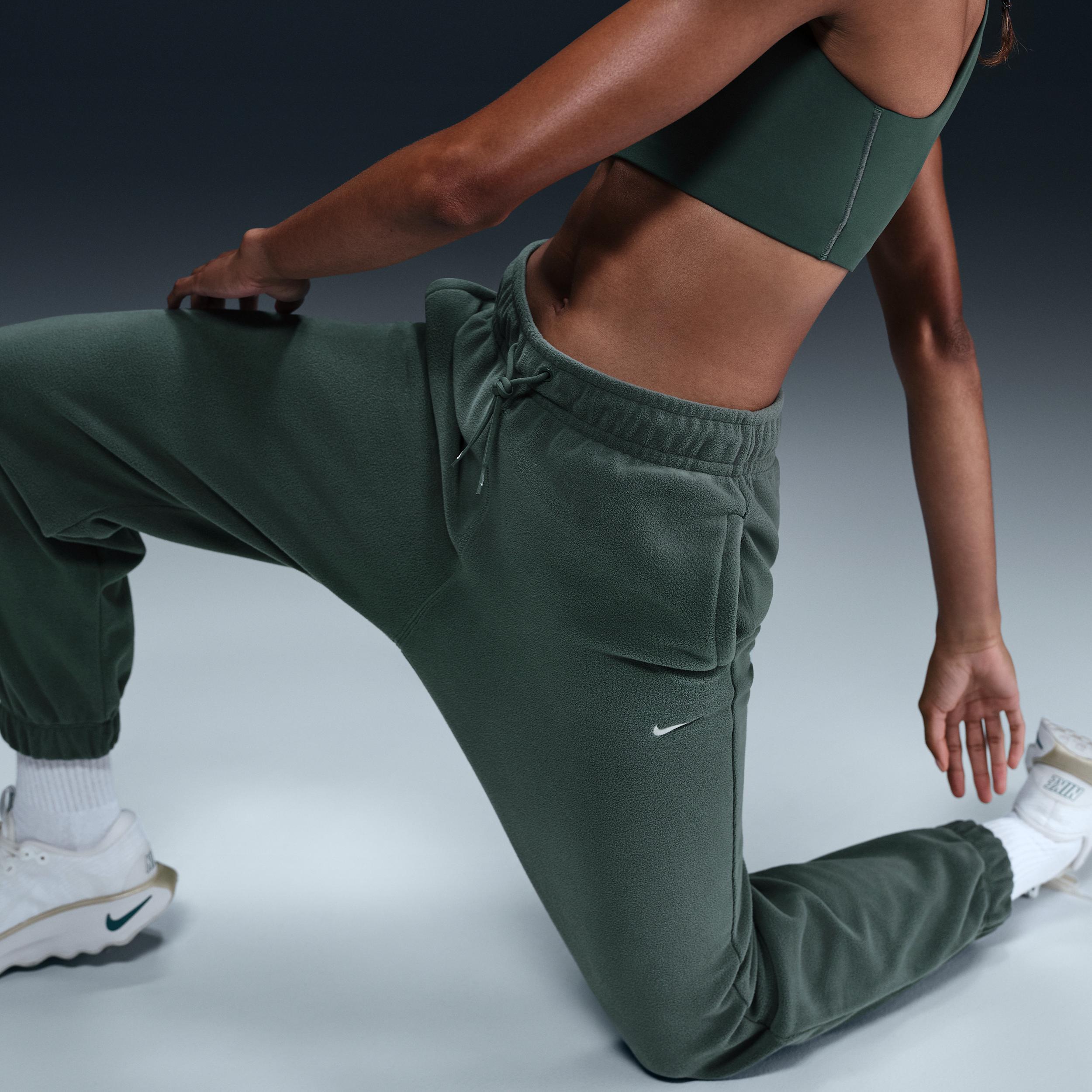 Nike Womens Therma-FIT One Loose Fleece Pants | FB5578-338 Product Image