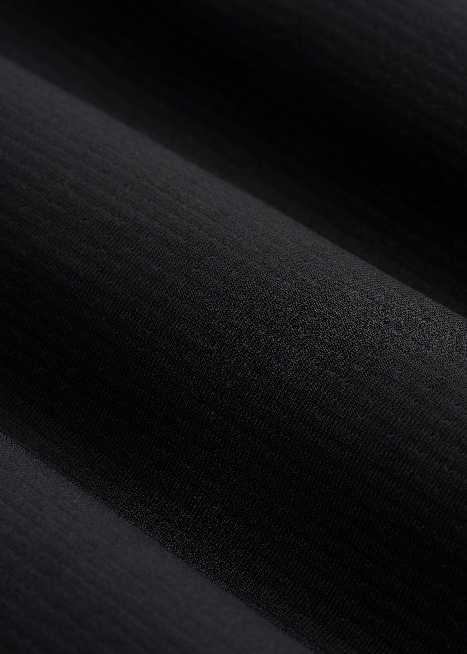 Long Sleeve Vented Training Top for Tall Men in Black Male Product Image