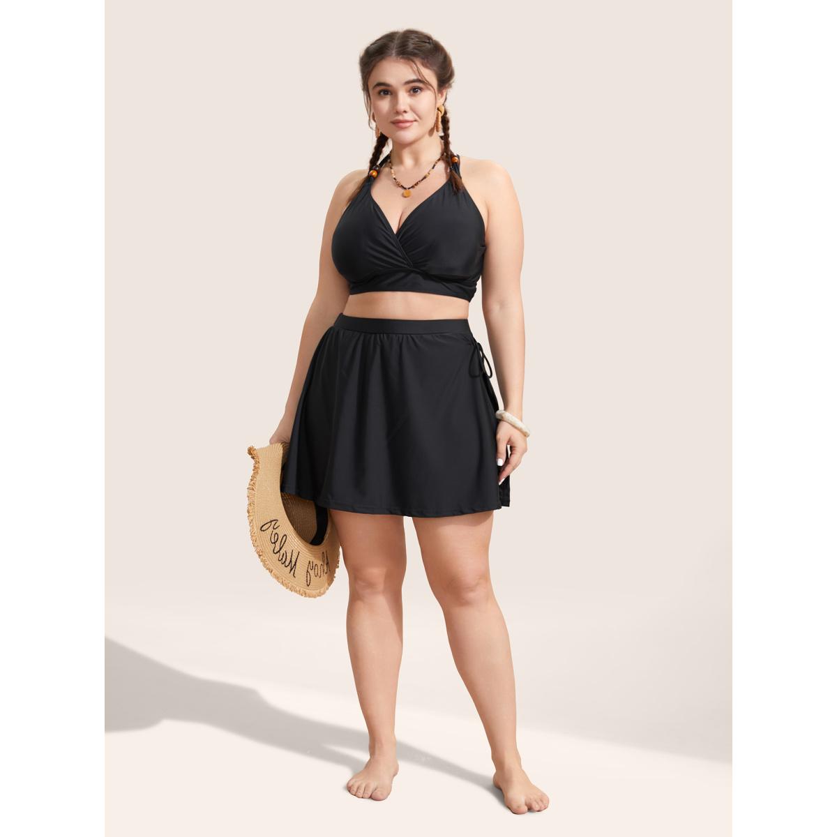 Plus Size High Rise Tie Knot Side Pocket Swim Bottom Women's Swimwear Black Beach Tie knot High stretch Bodycon High Rise Slanted pocket Curve Swim Bottoms BloomChic 26/4X Product Image