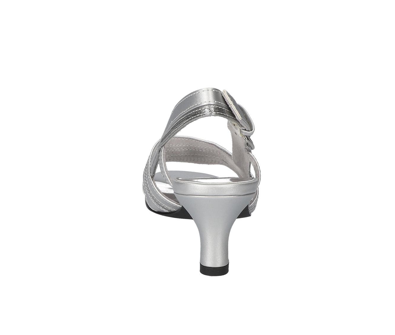 Women's Easy Street Meghan Pumps Product Image