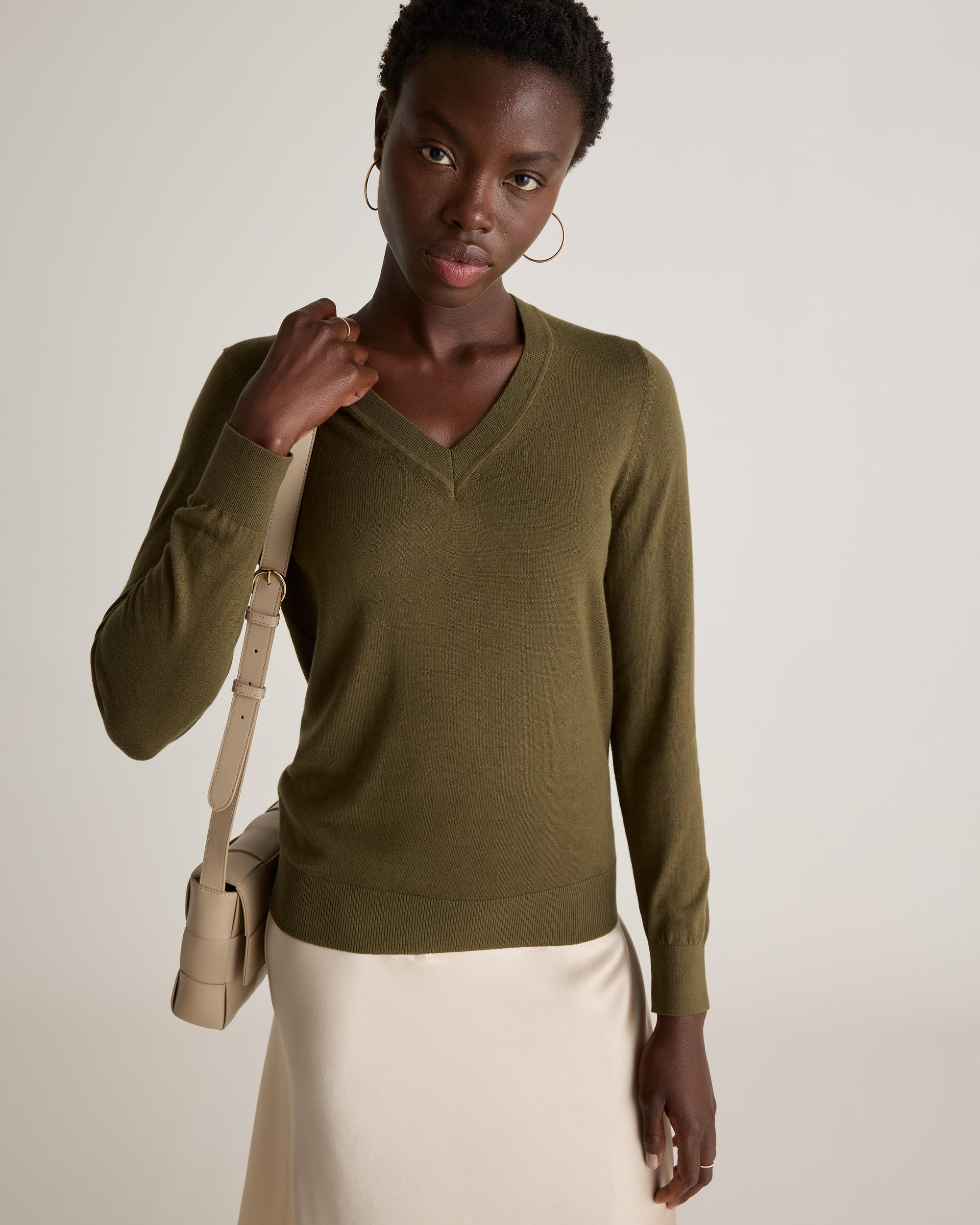 Quince | Women's Lightweight Cotton Cashmere V-Neck Sweater Organic Cotton Product Image