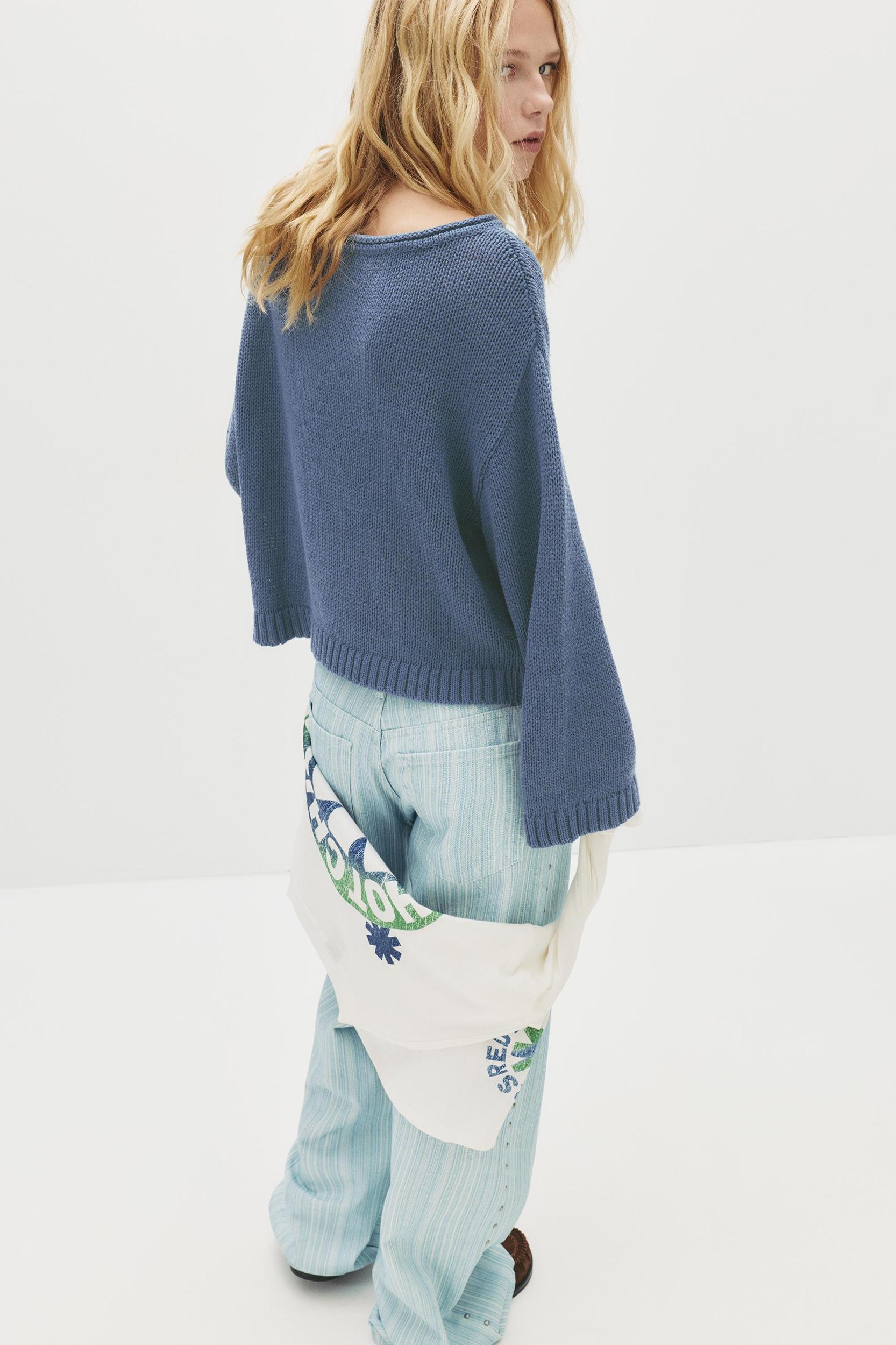 Oversize wide-neck sweater Product Image