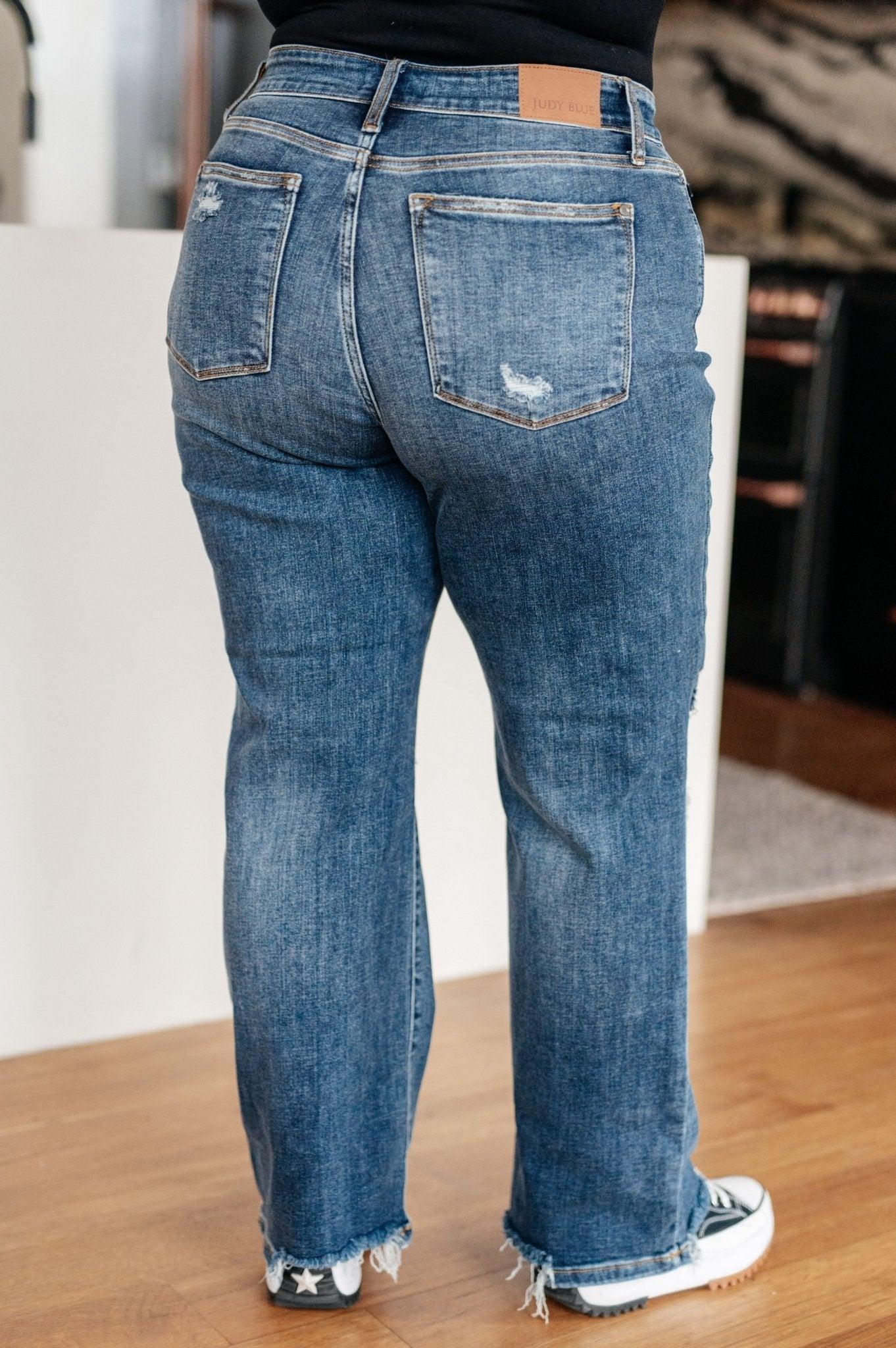Rose High Rise 90's Straight Jeans in Dark Wash (Online Exclusive) Product Image