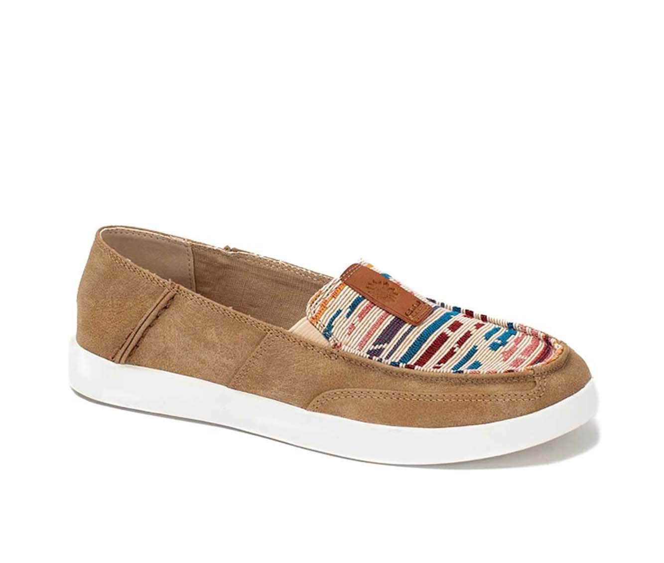 Women's Yellow Box Oleviah Slip-On Shoes Product Image