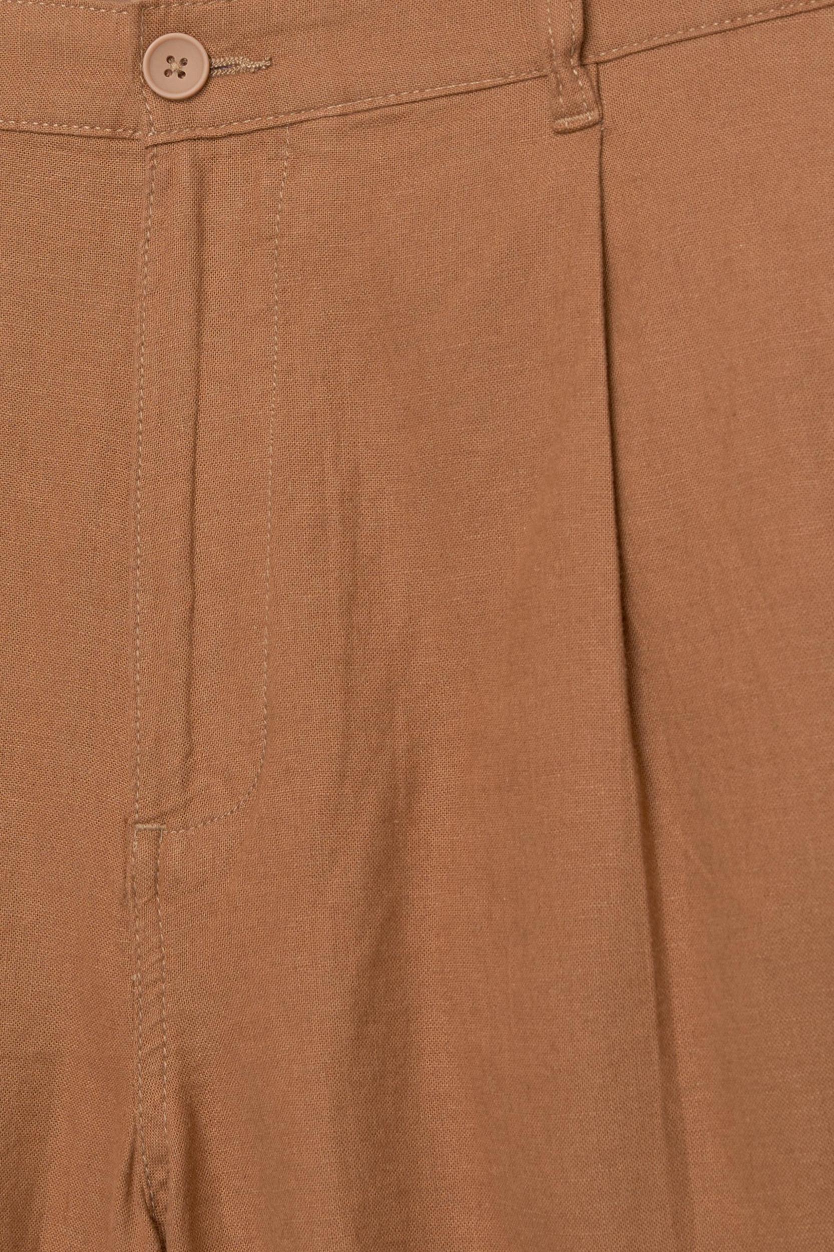 Baggy linen blend Bermuda shorts Product Image