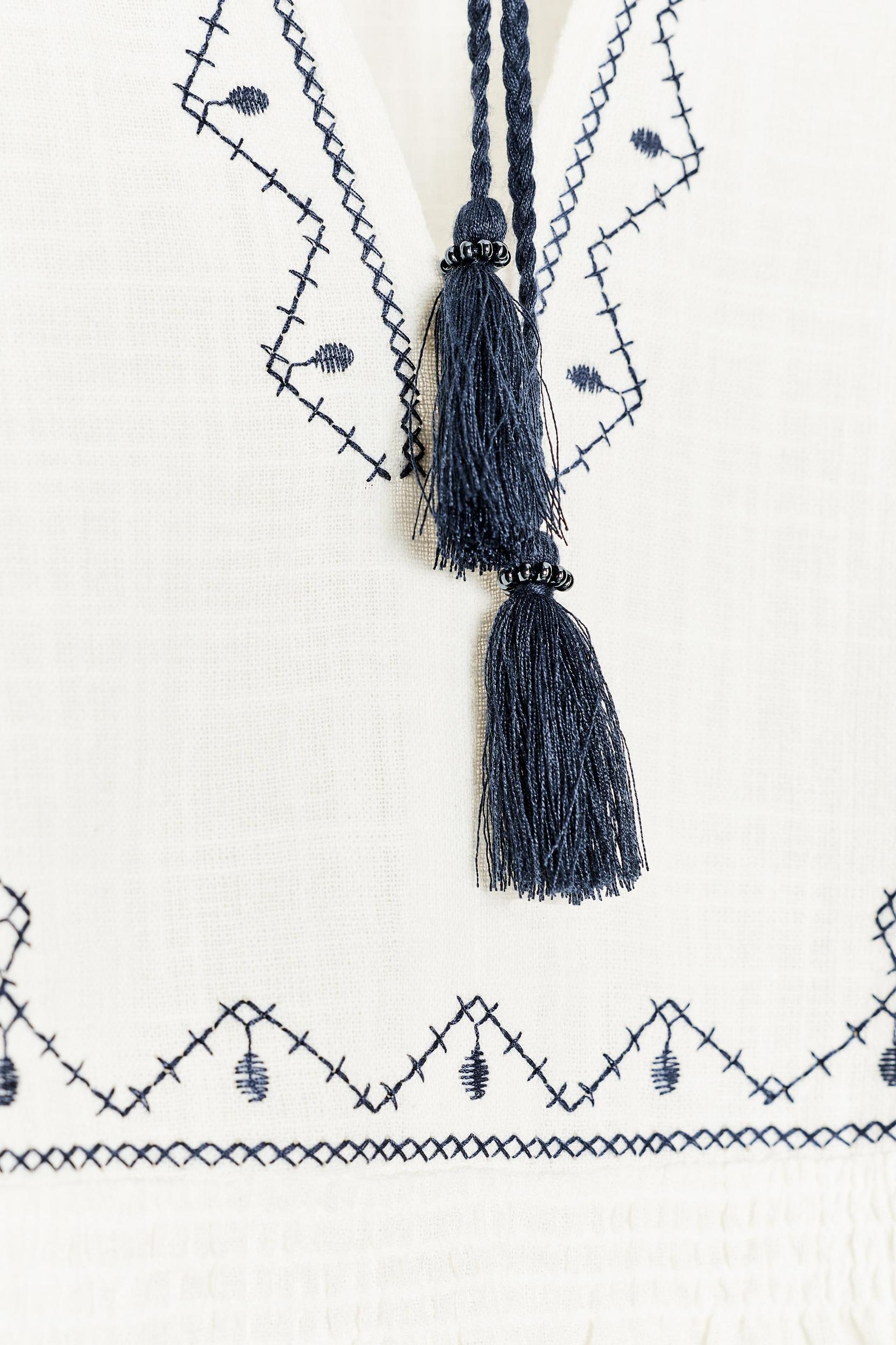 EMBROIDERED RUSTIC BLOUSE Product Image