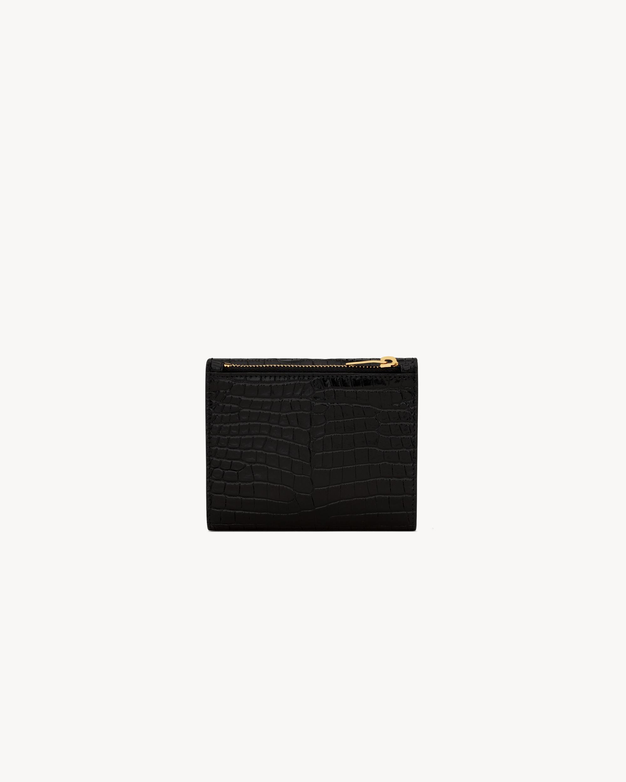 CASSANDRE MATELASSÉ small envelope wallet in grain de poudre leather Product Image