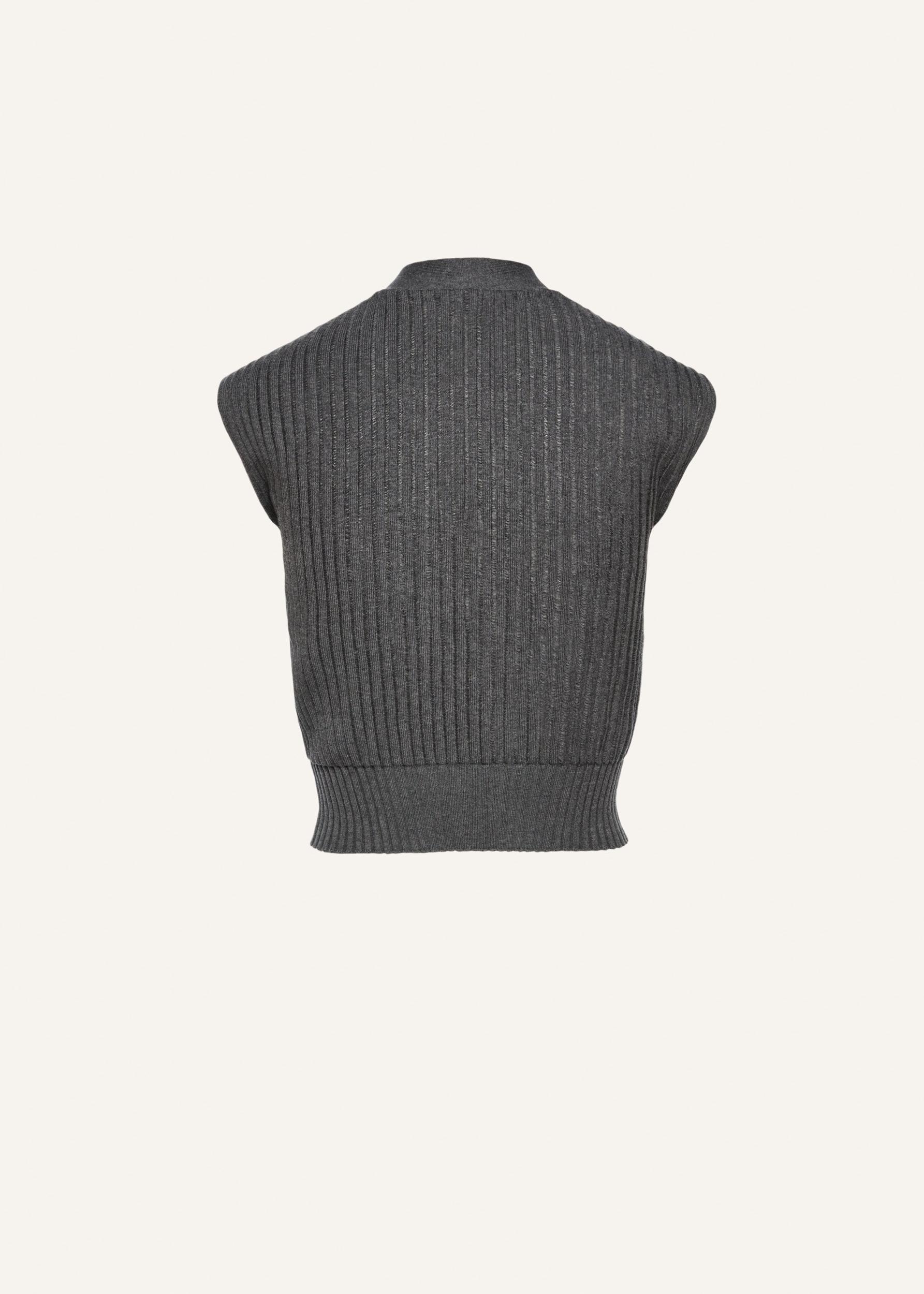 Sleeveless ribbed cardigan in grey Product Image