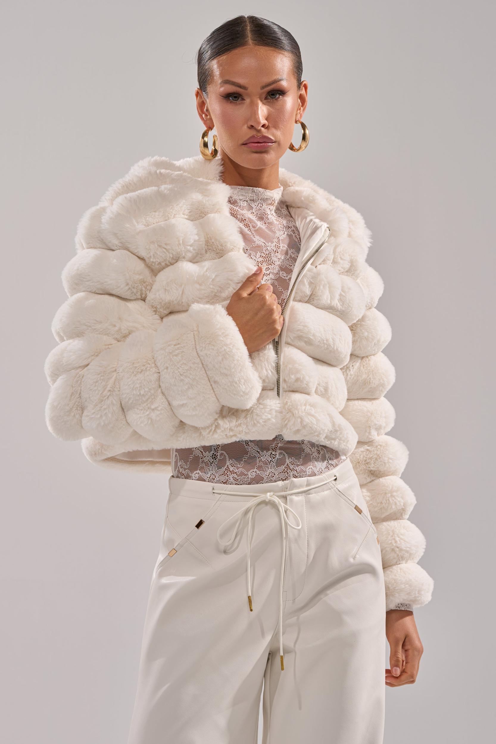 POPCORN FAUX FUR IN WHITE Product Image