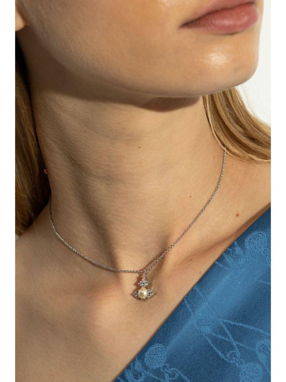 Feodora pendant necklace Product Image