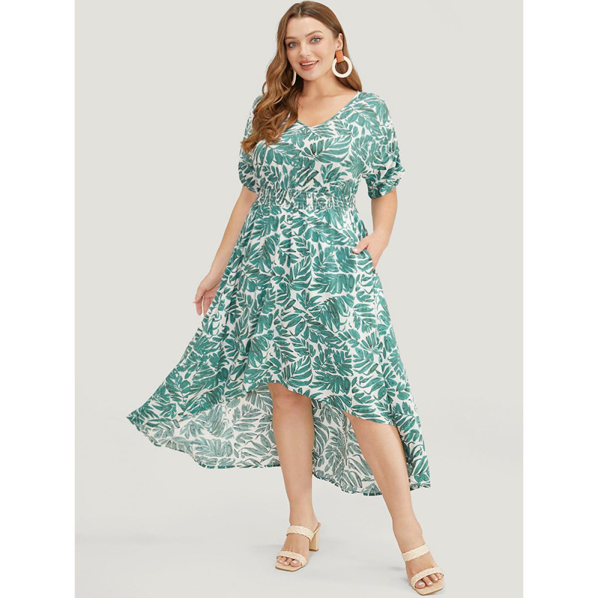 Plus Size Plant Print Pocket Shirred Ruched Sleeve High Low Dress Emerald Women Elegant Ruched V-neck Short sleeve Curvy Midi Dress BloomChic 12/L Product Image