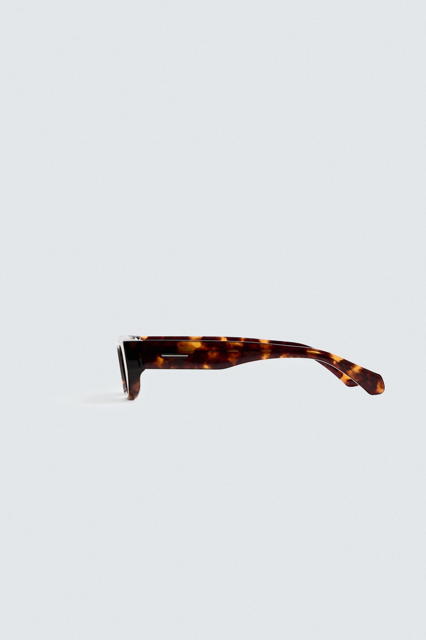SQUARED SUNGLASSES Product Image