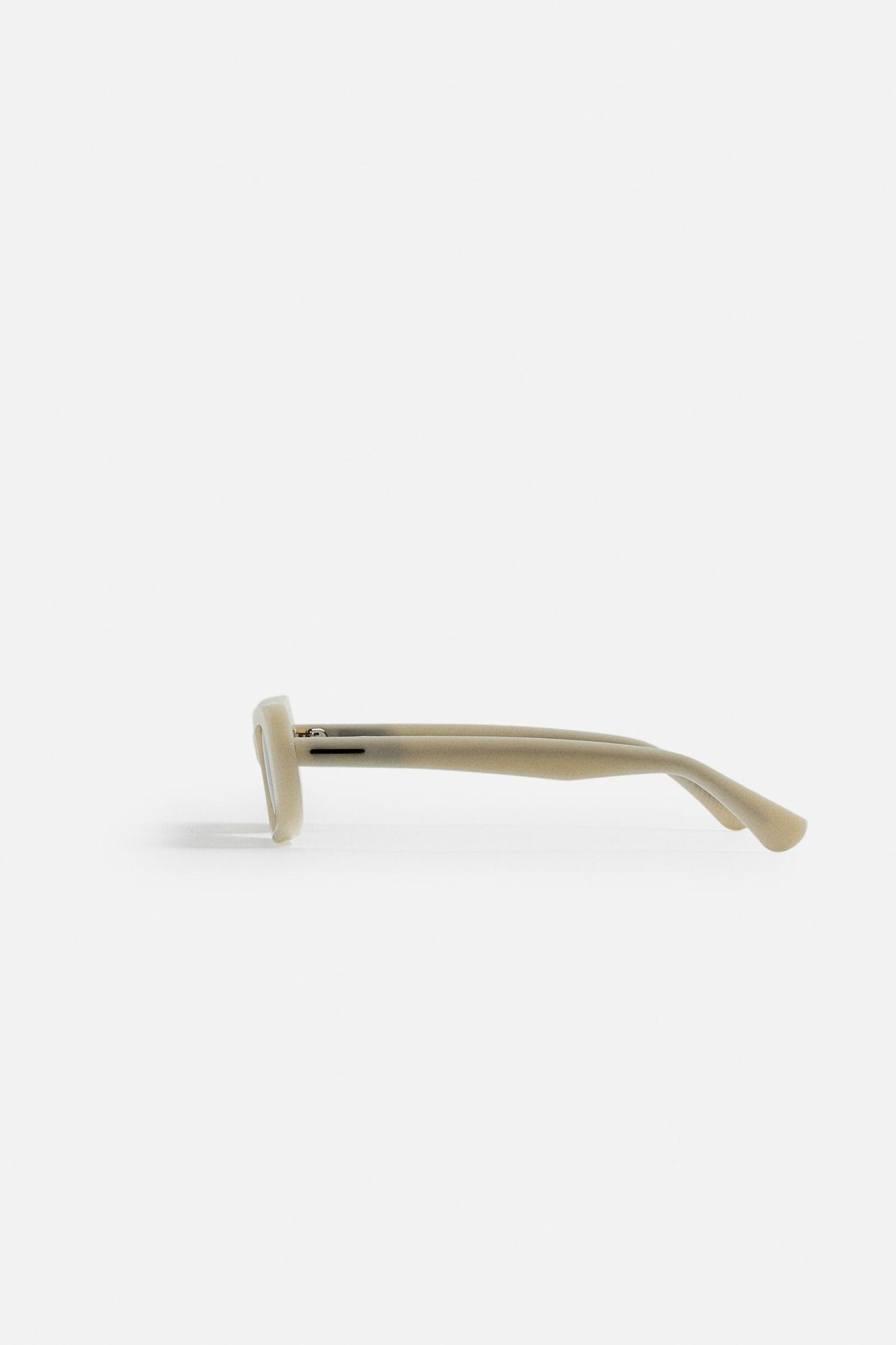 RECTANGULAR SUNGLASSES Product Image