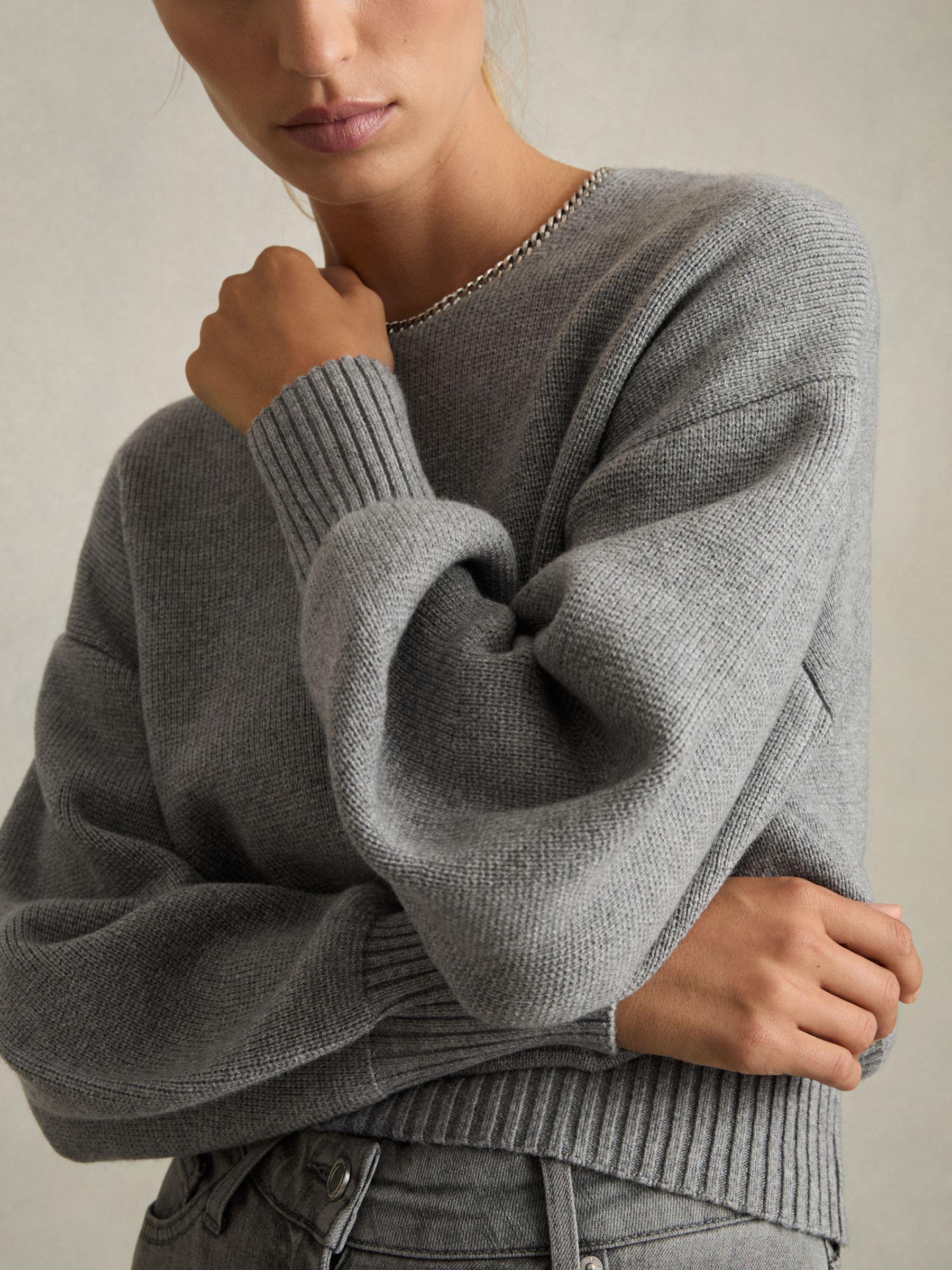 Chain-Necklace Jumper With Cashmere in Grey Product Image