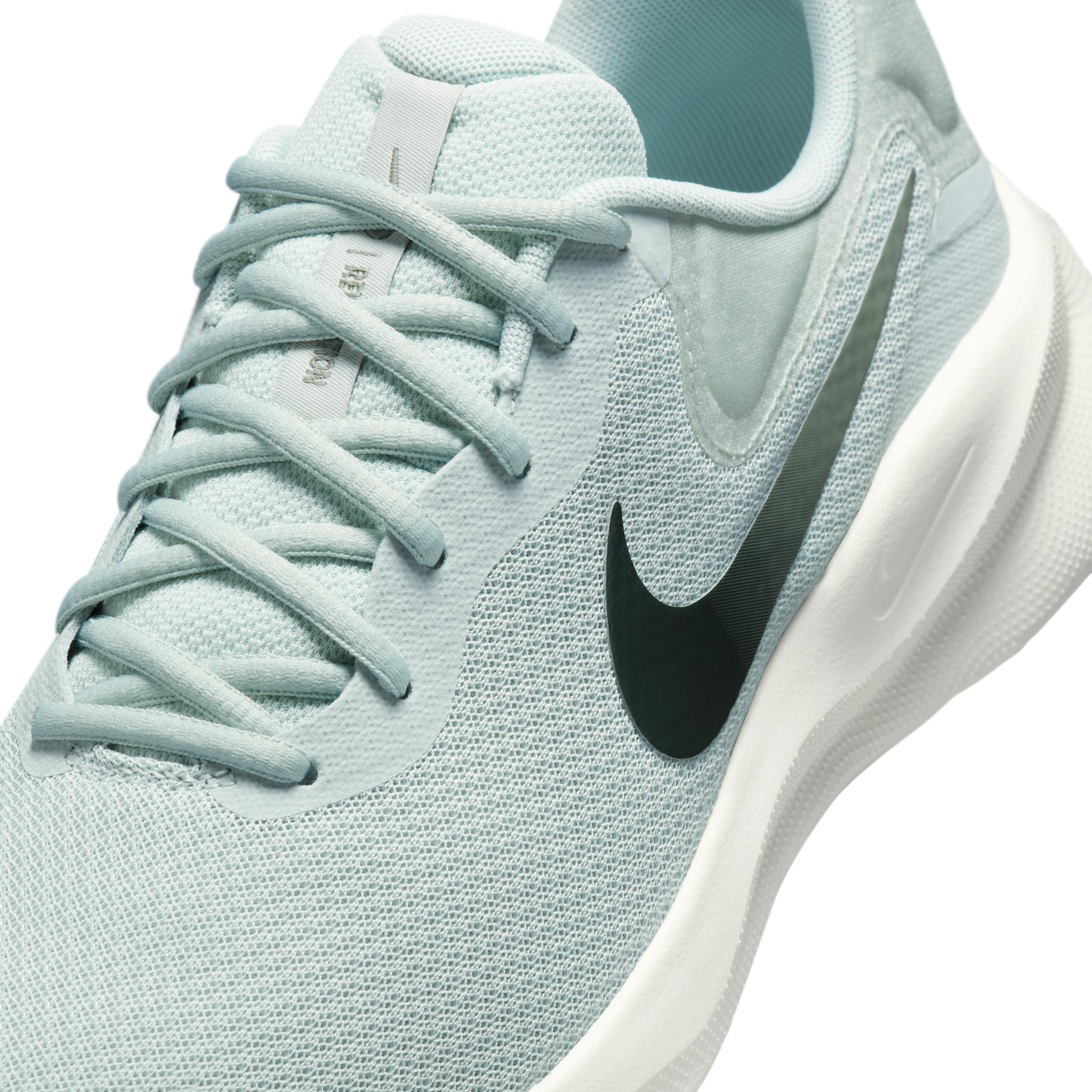 Nike Men's Revolution Road Running Shoes Product Image