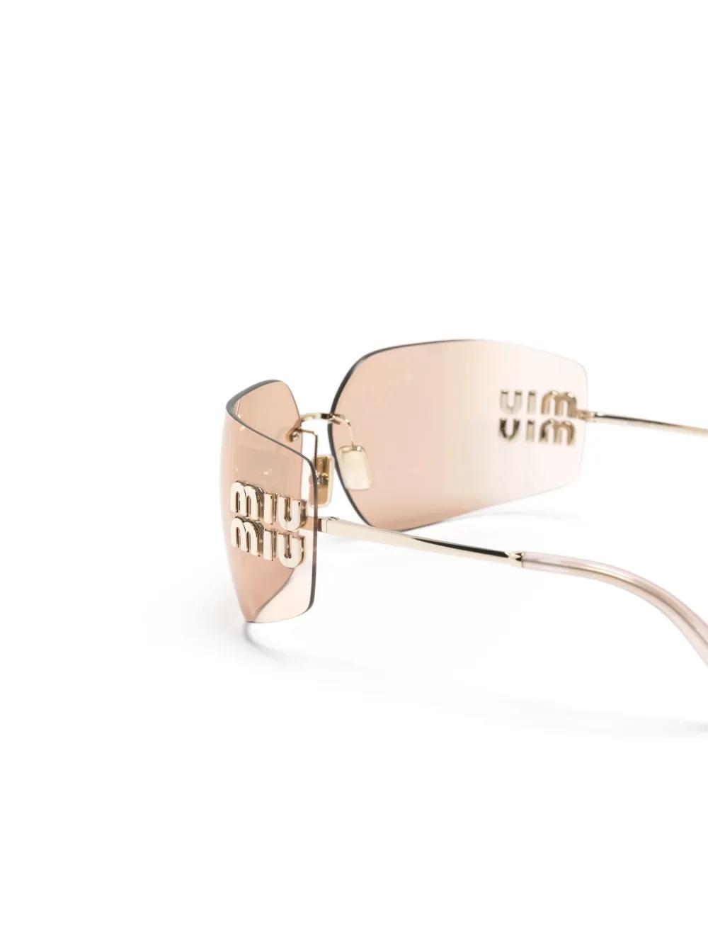 logo-plaque wraparound-frame sunglasses Product Image