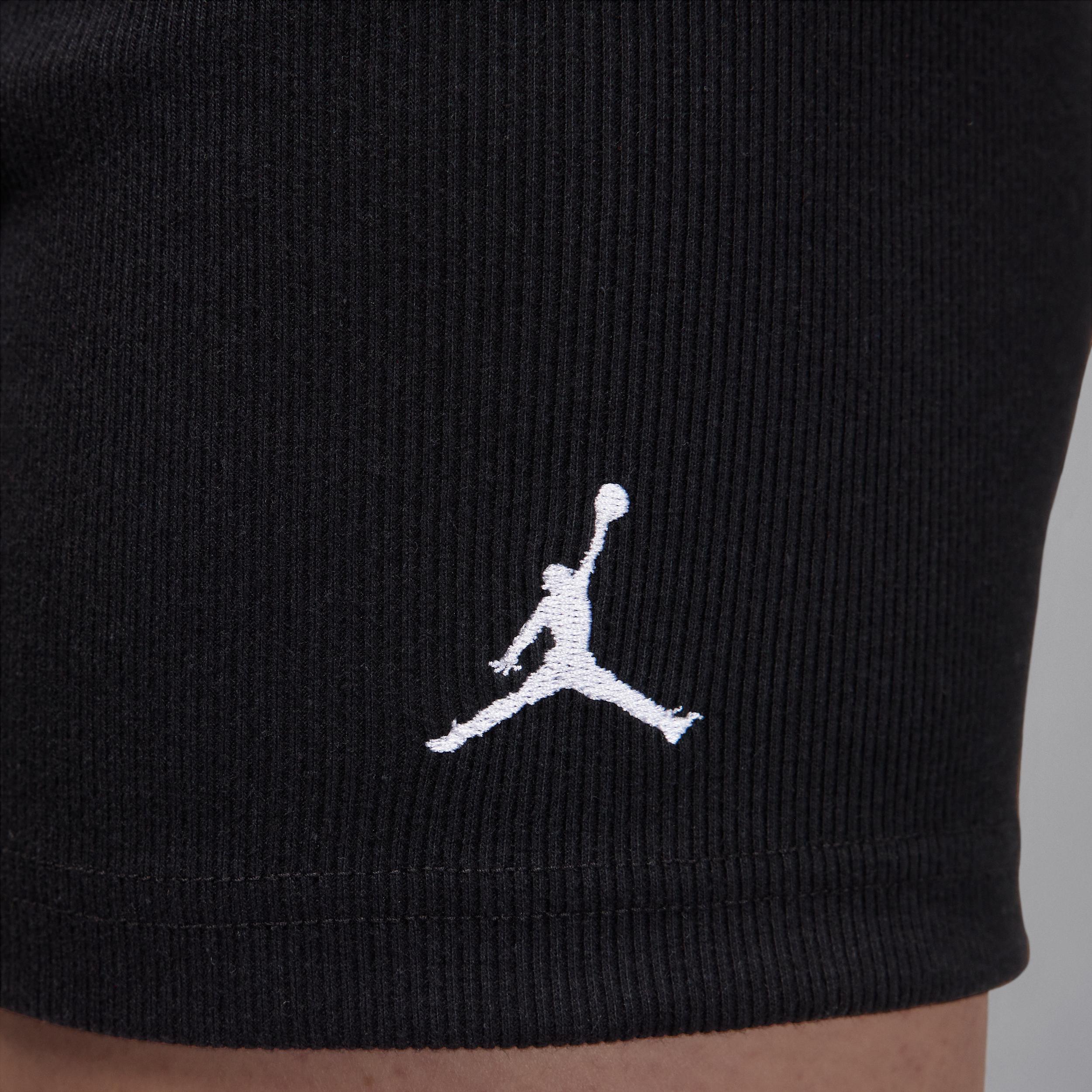 Womens Jordan Brooklyn Essentials 4 Shorts | IB9882-010 Product Image