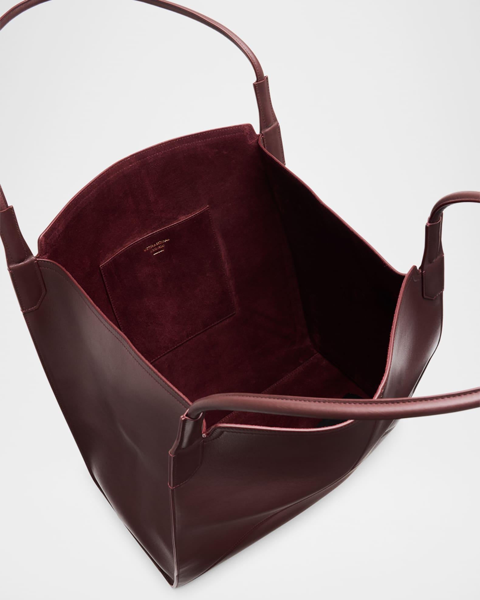 Victoria Leather Tote Bag Product Image