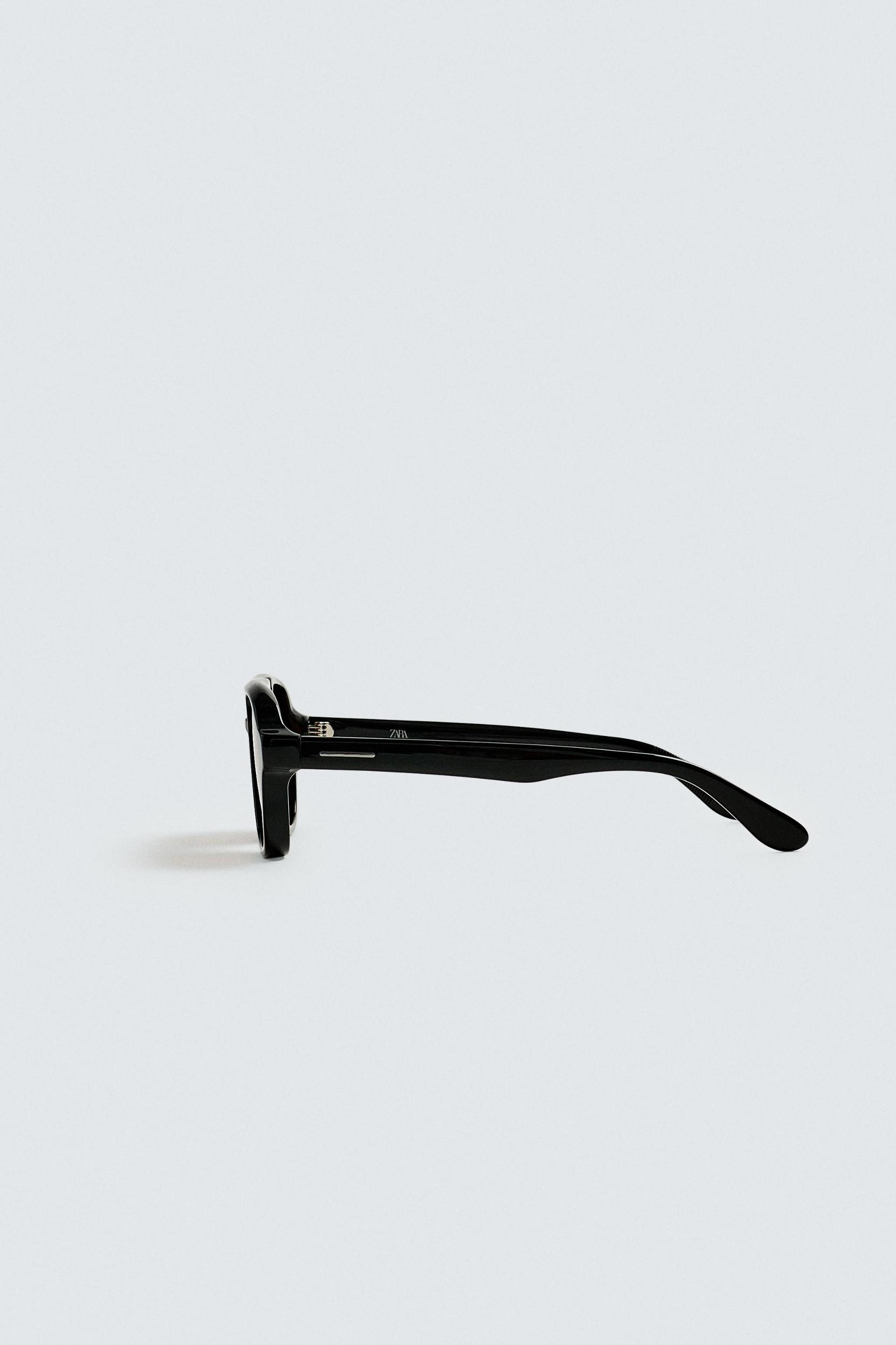 SQUARE SUNGLASSES Product Image