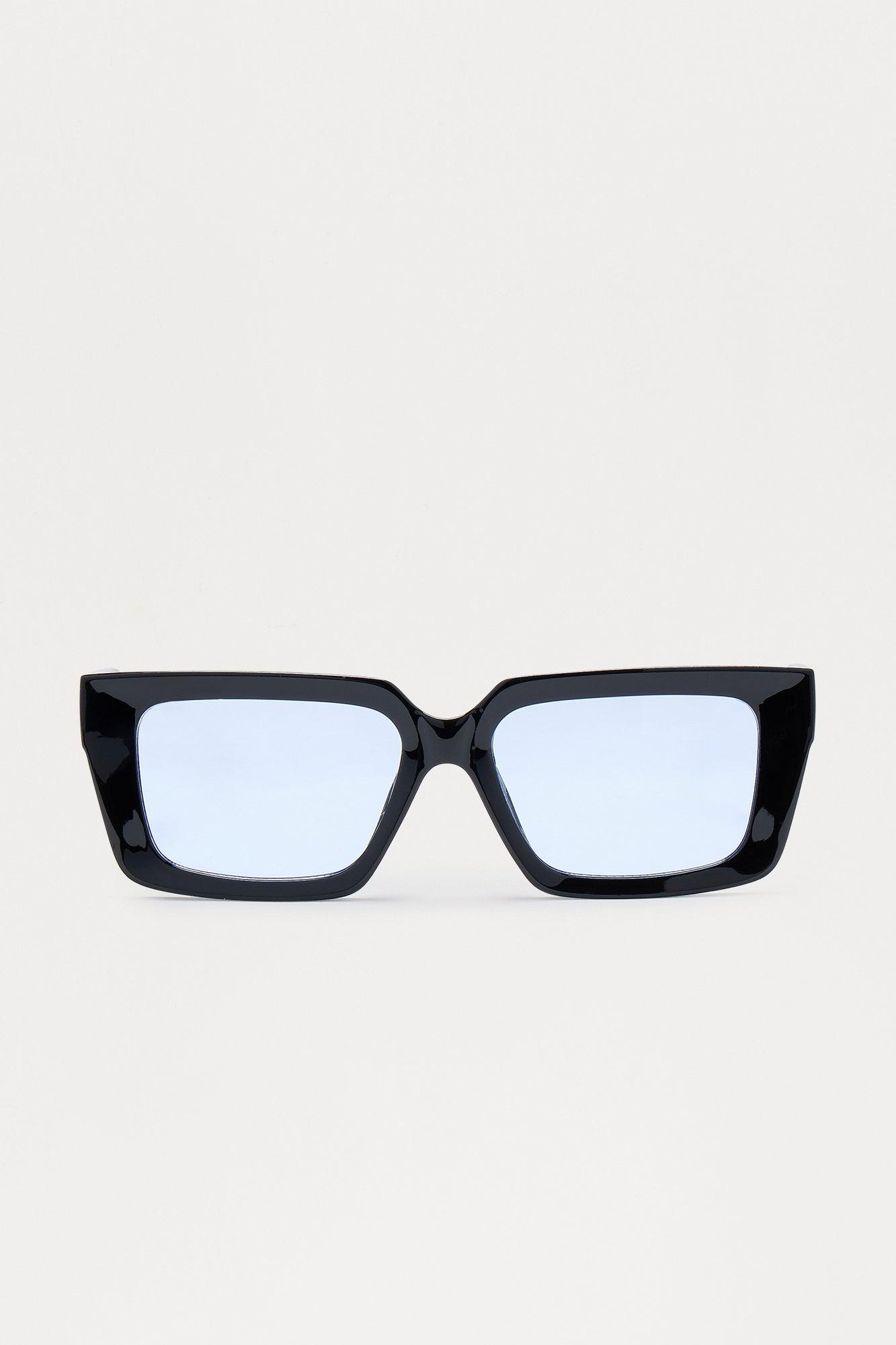 Look Up To You Square Sunglasses - Black Female Product Image
