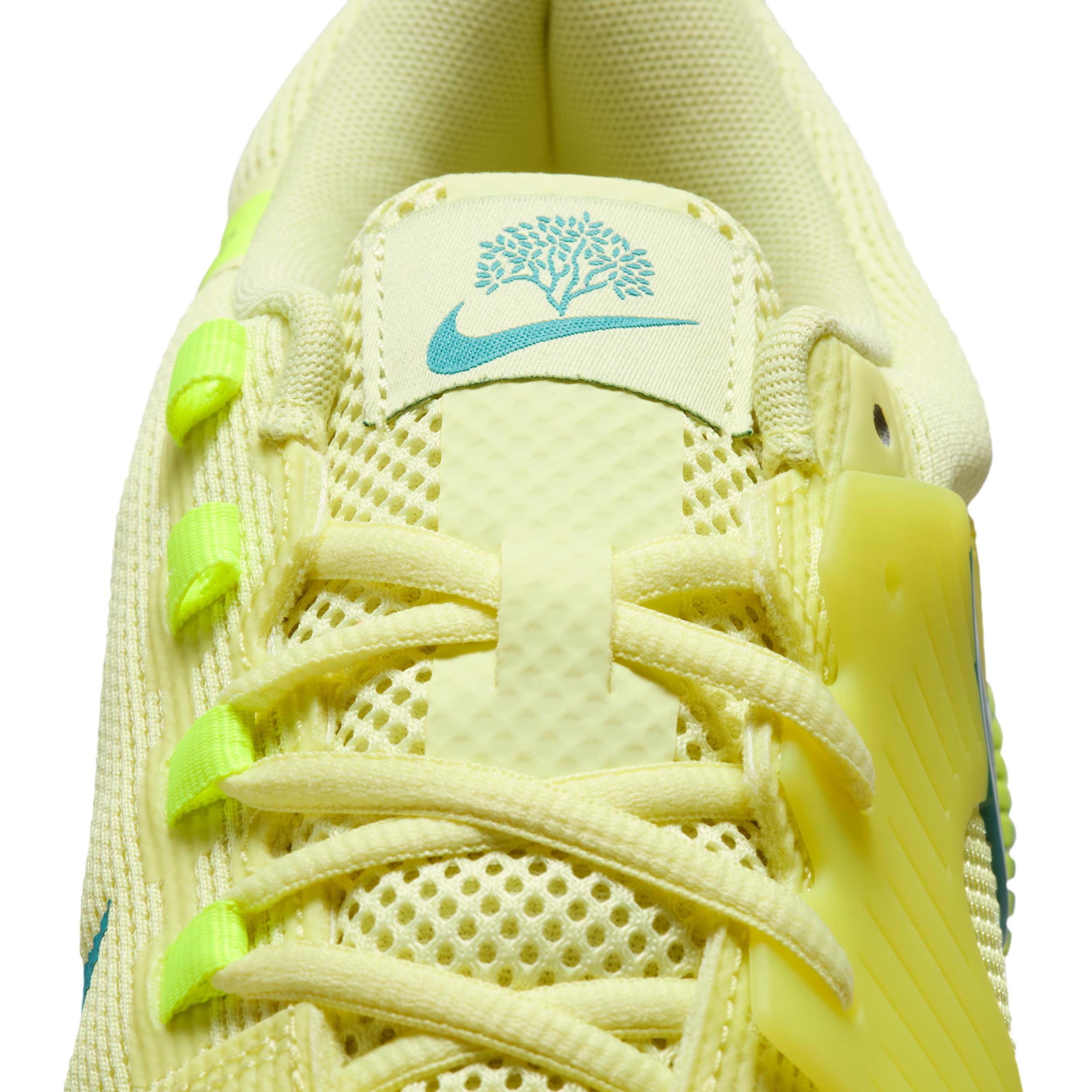 Nike GP Challenge 1 Premium Women's Hard Court Tennis Shoes Product Image