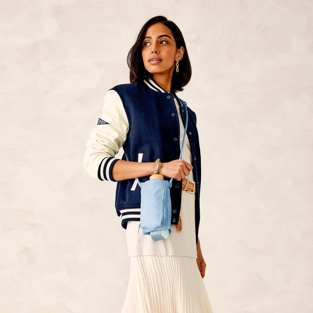 Carew Hydration Crossbody Product Image