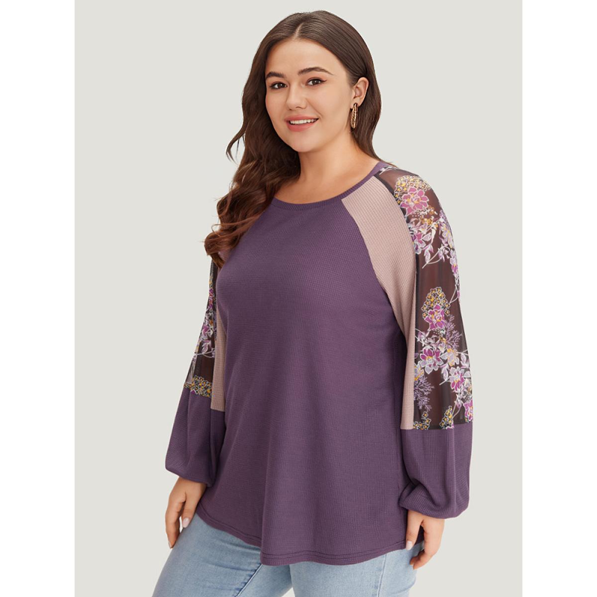 Plus Size Floral Mesh Patchwork Lantern Sleeve Sweatshirt Women Scarlet Elegant Patchwork Round Neck Dailywear Sweatshirts BloomChic 12/L Product Image