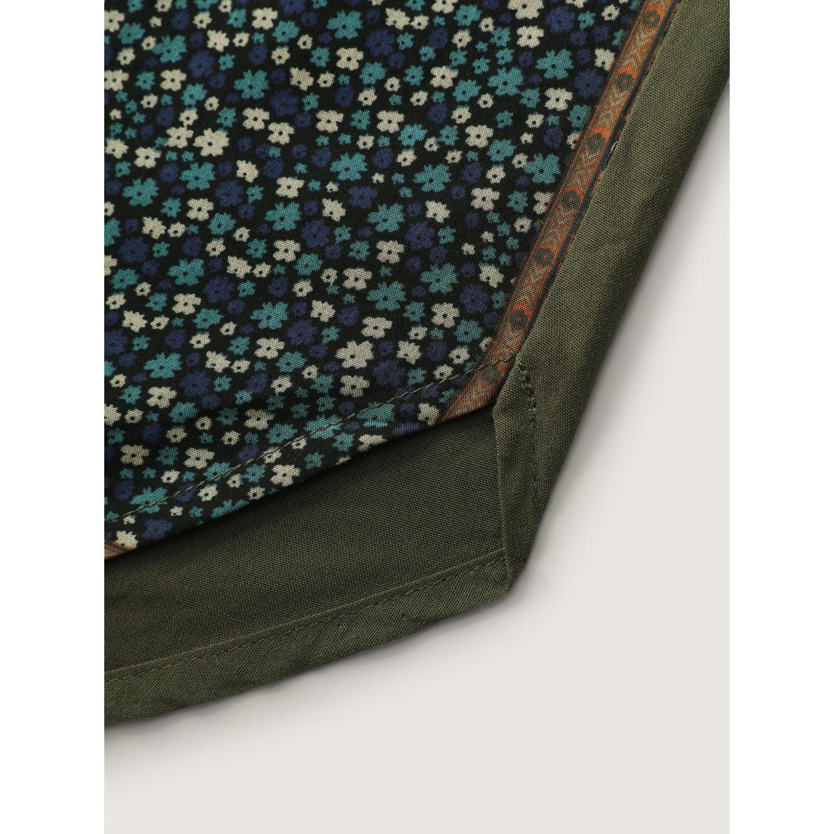 Plus Size Patch Print Drawstring Wide-Leg Pants Women ArmyGreen Leisure Loose Mid Rise Casual Pants BloomChic 18-20/2X Product Image