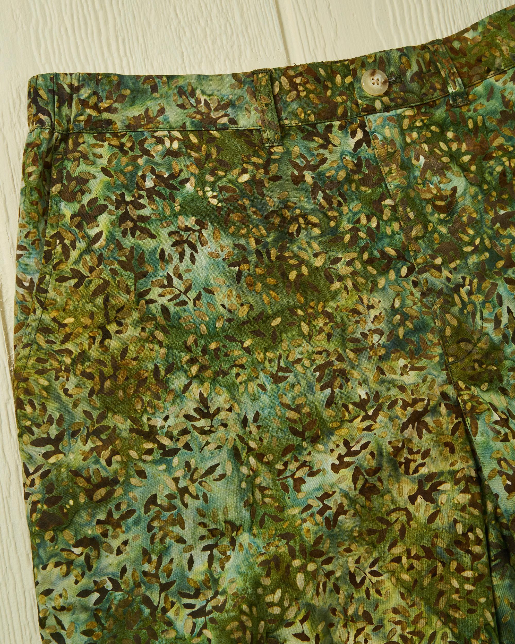 Batik Short in Moss Product Image