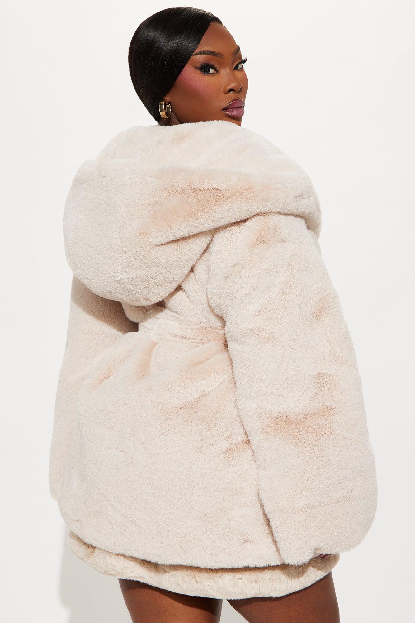 Queen Of The North Faux Fur Coat - Beige Female Product Image