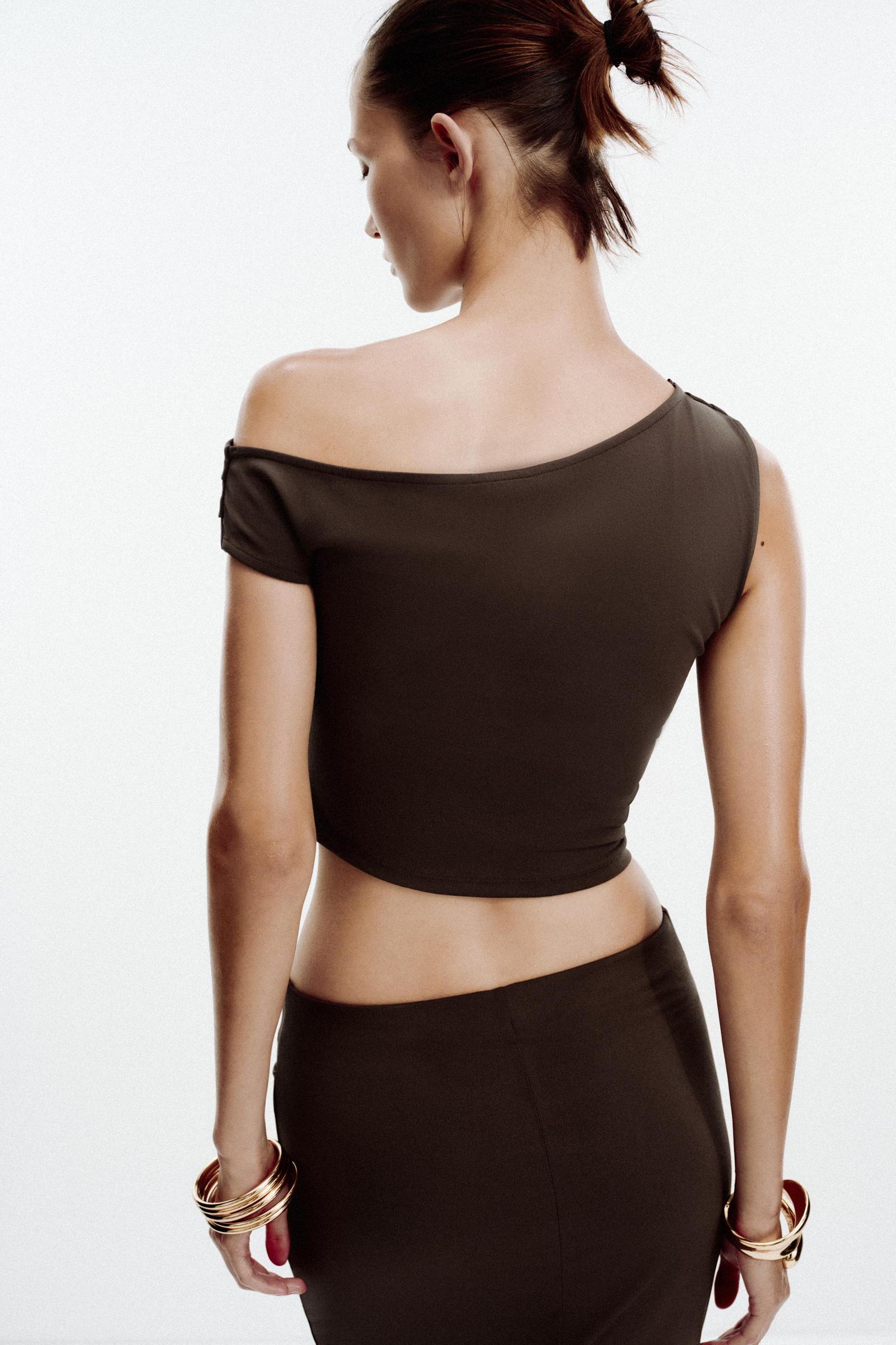 ASYMMETRIC TEXTURED TOP Product Image