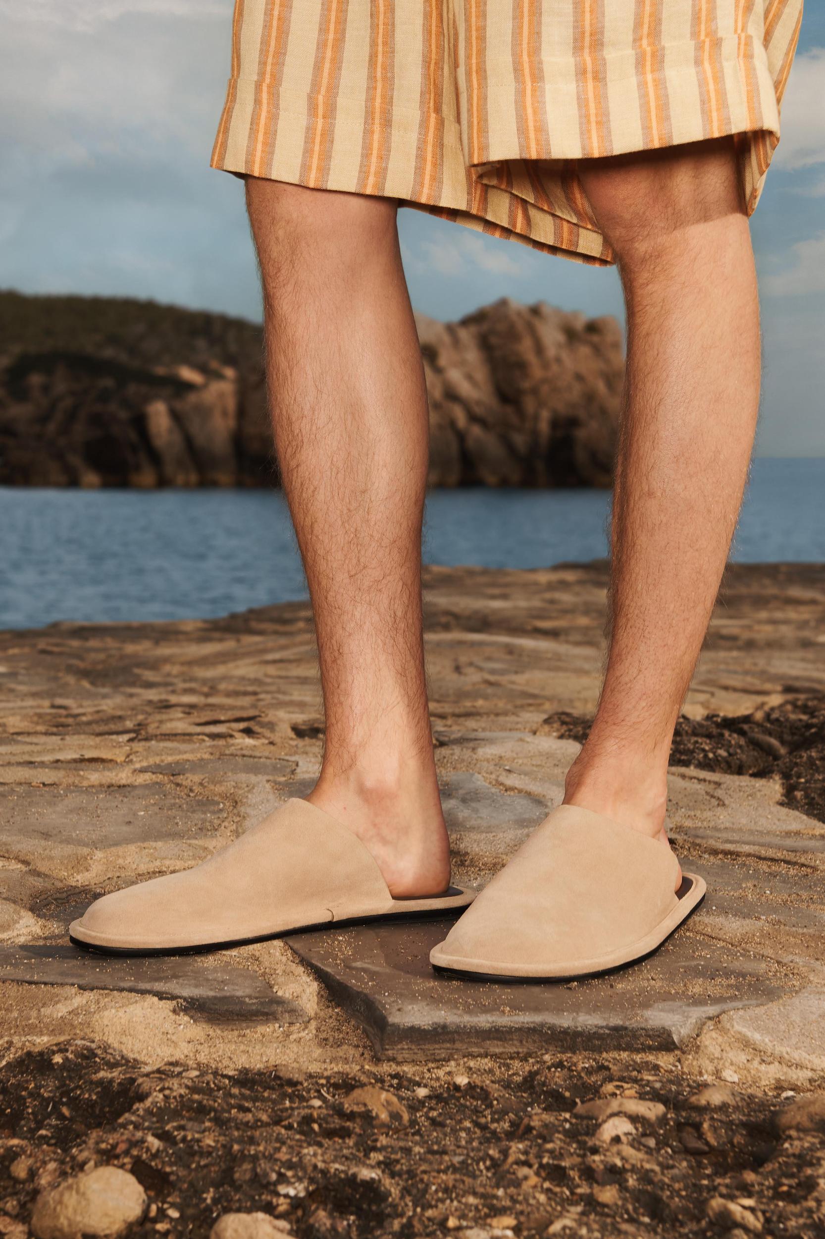 LIMITED EDITION LEATHER CLOGS Product Image