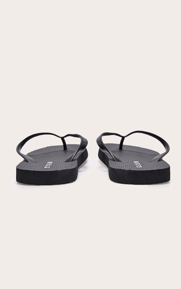 Black & White Flip Flops 2 Pack Product Image