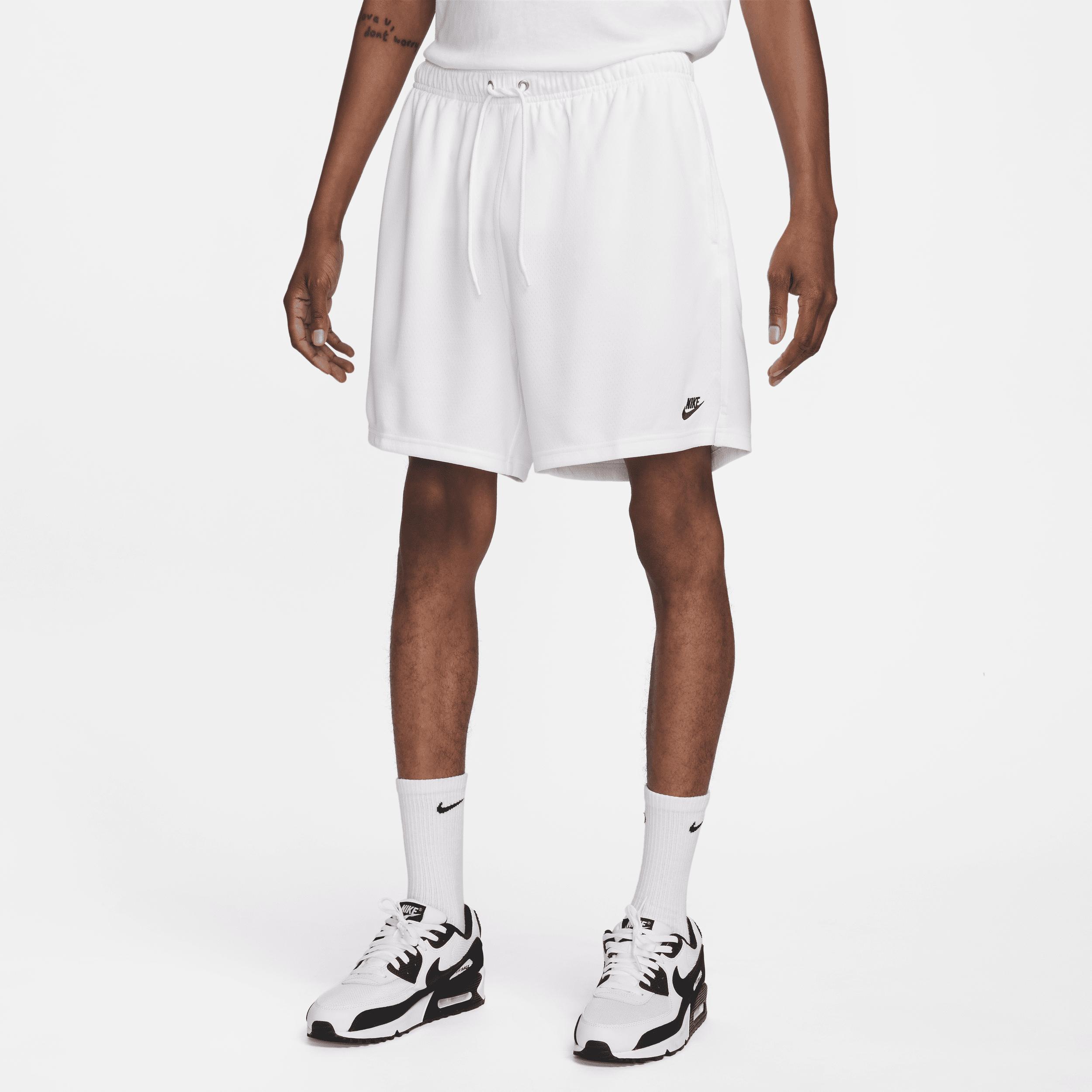 Nike Men's Club Mesh Flow Shorts Product Image