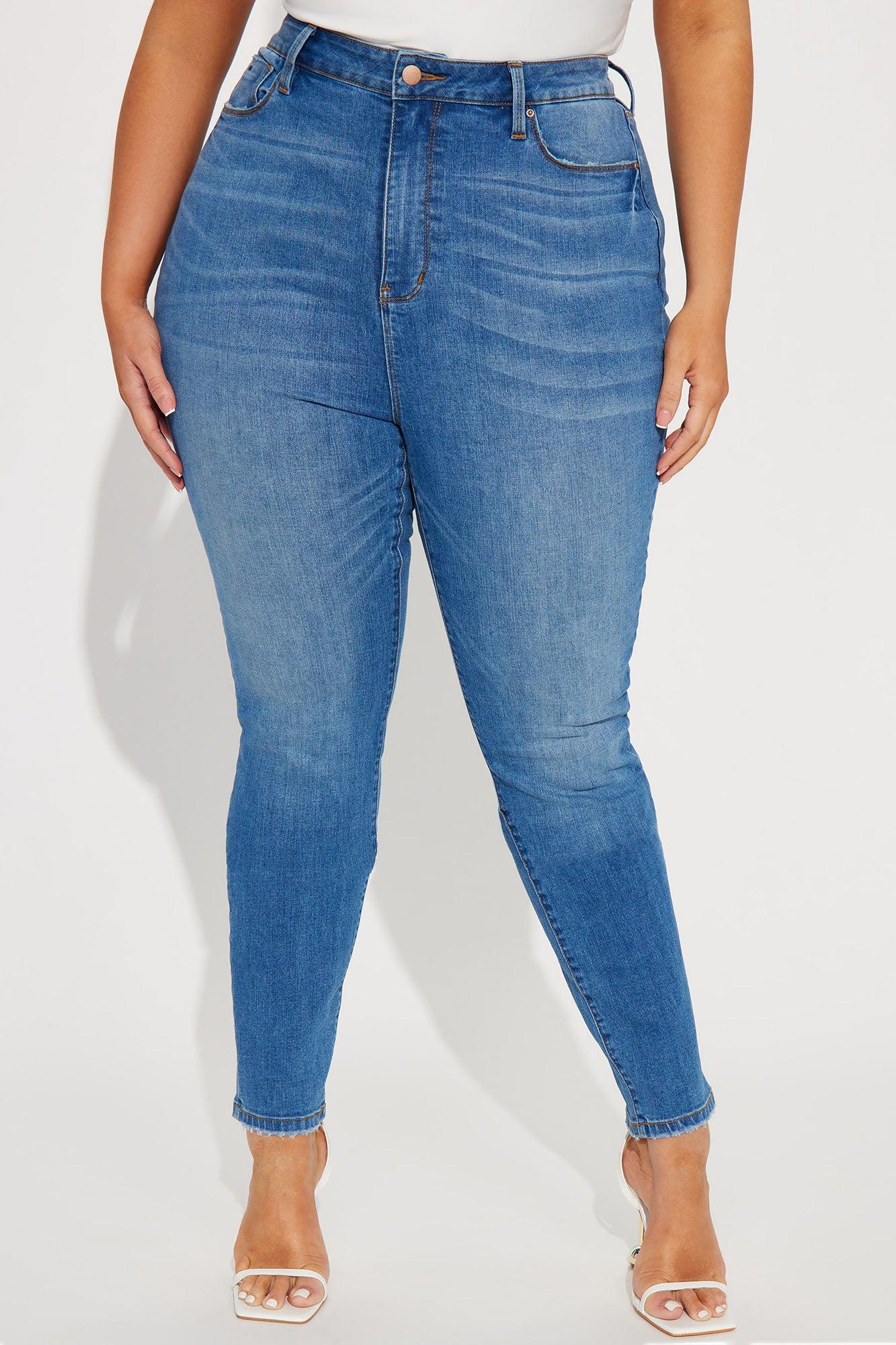 On The List Deluxe Stretch Skinny Jean - Medium Wash Product Image