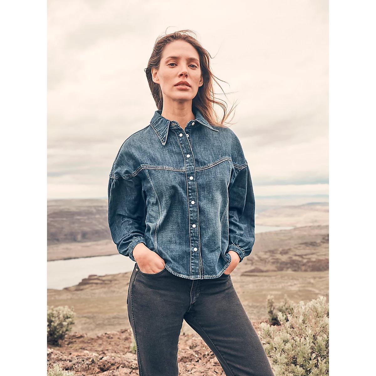Women's Pintuck Shirt in Homestead Haze Product Image