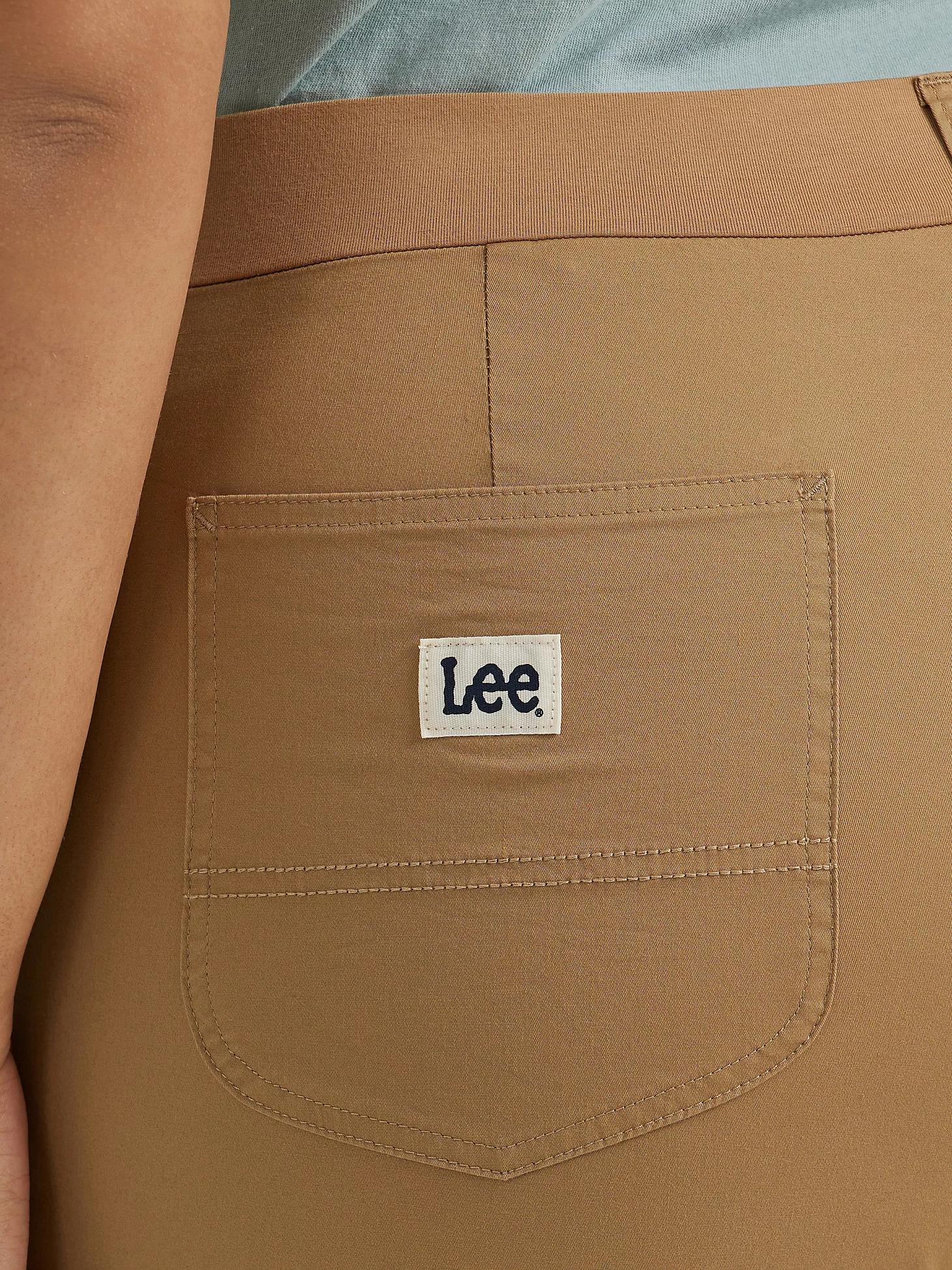 Women's Ultra Lux Comfort with Flex-to-Go Relaxed Fit Utility Skimmer (Plus) | Women's Capris & Crops | Lee® Product Image