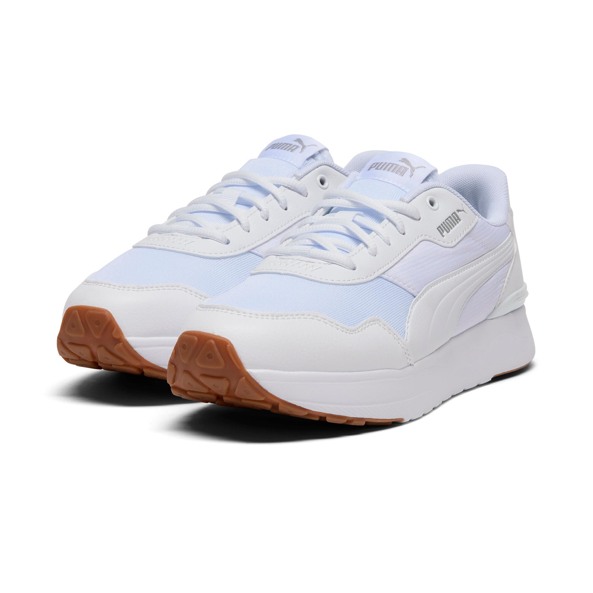 R78 Voyage Women's Sneakers Product Image