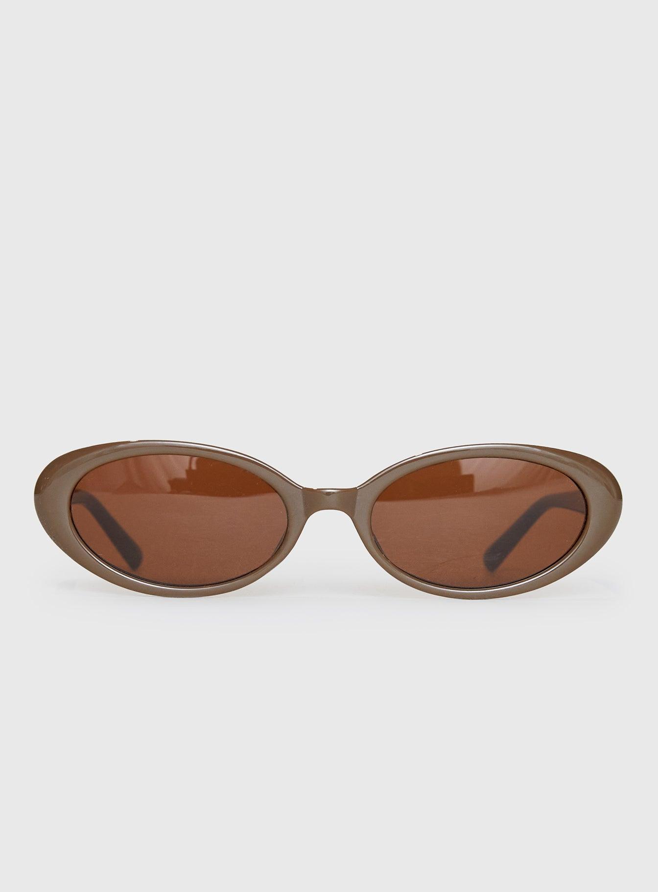 Beenna Sunglasses Brown Product Image