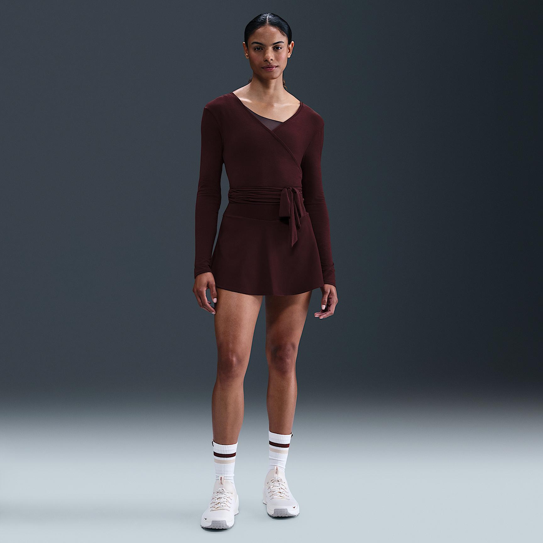 Nike Women's One Relaxed Dri-FIT Top Product Image