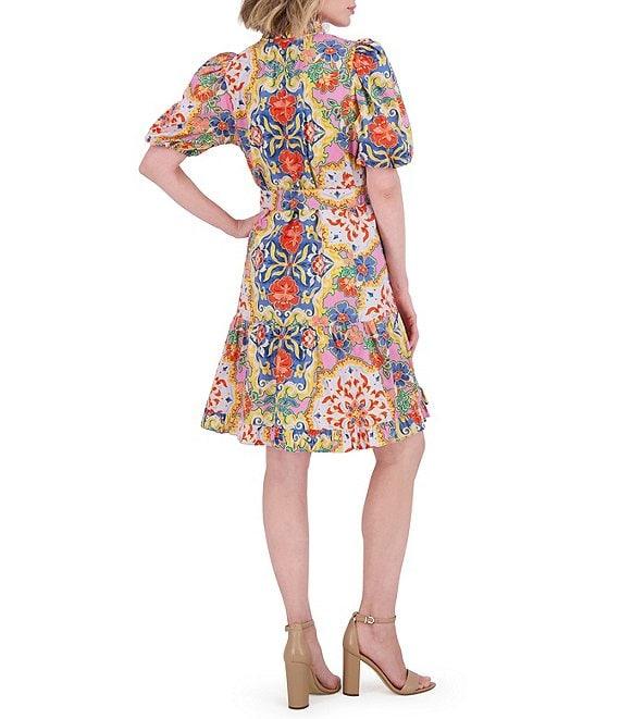Vince Camuto Floral Print V-Neck Short Sleeve Tie Waist Dress Product Image