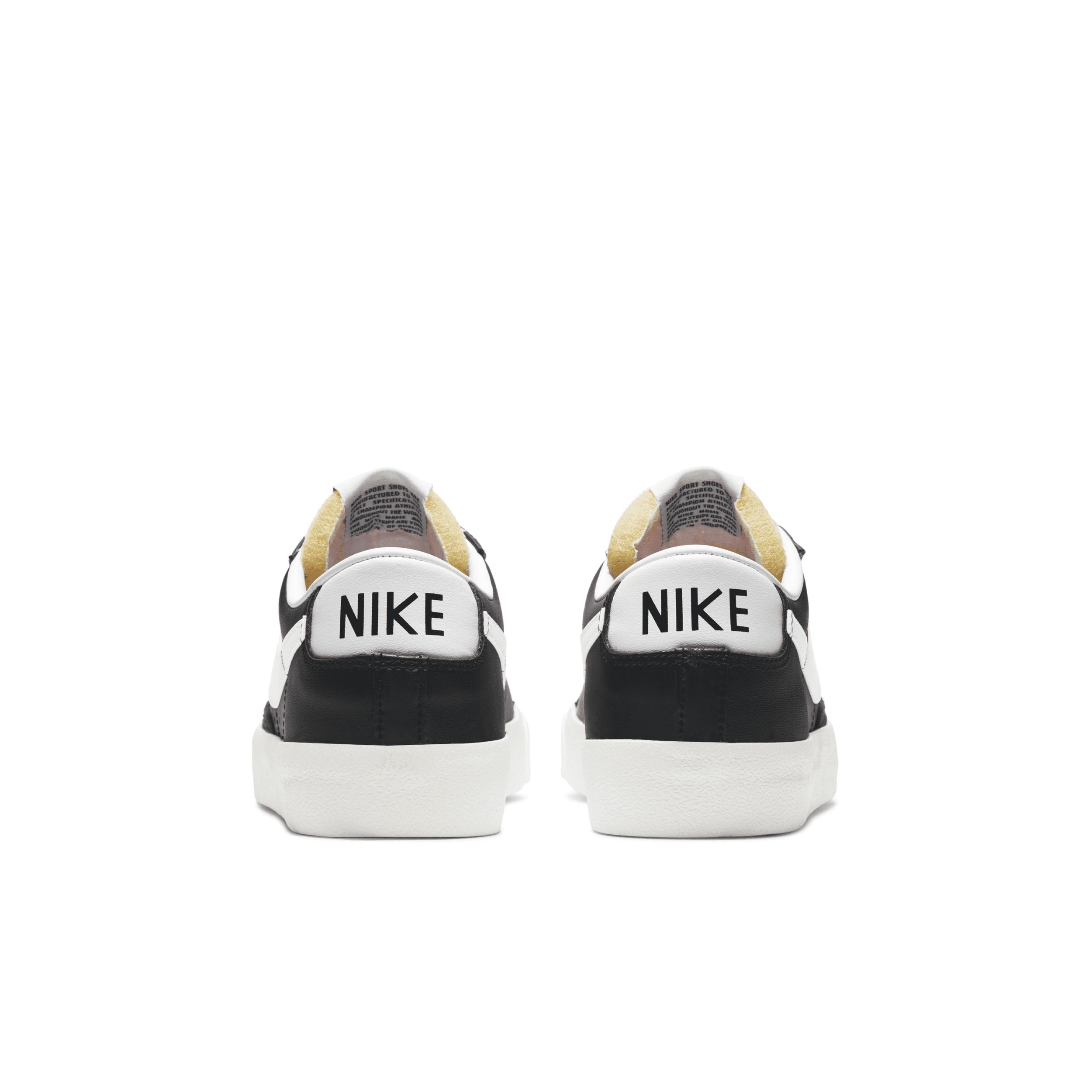 Nike Men's Blazer Low '77 Vintage Shoes Product Image