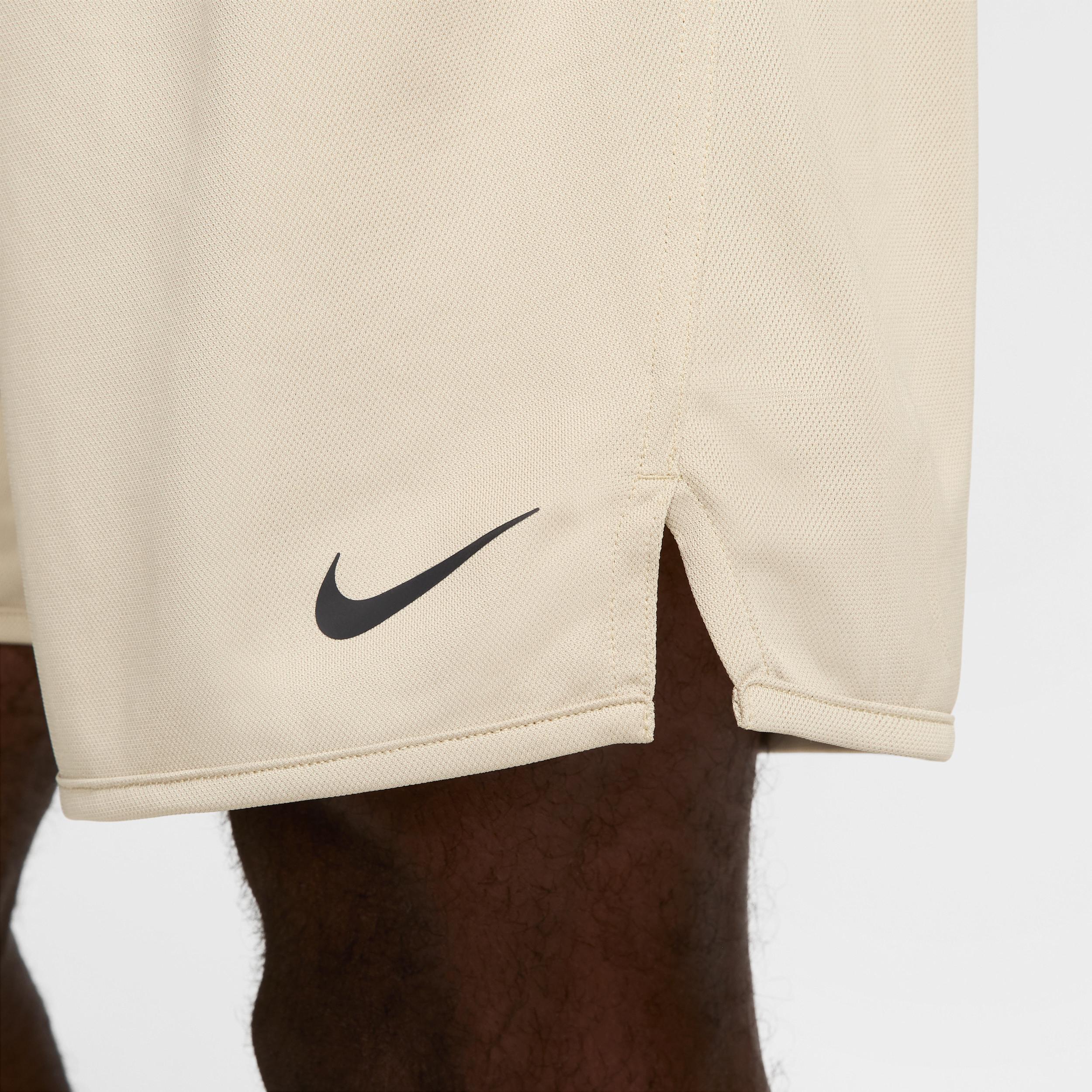 Nike Men's Totality Dri-FIT 7" Unlined Versatile Shorts Product Image