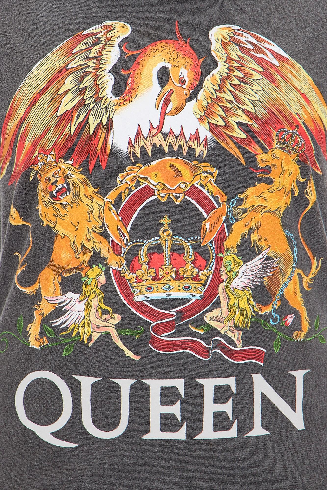 Queen Washed Tee  - Charcoal Female Product Image