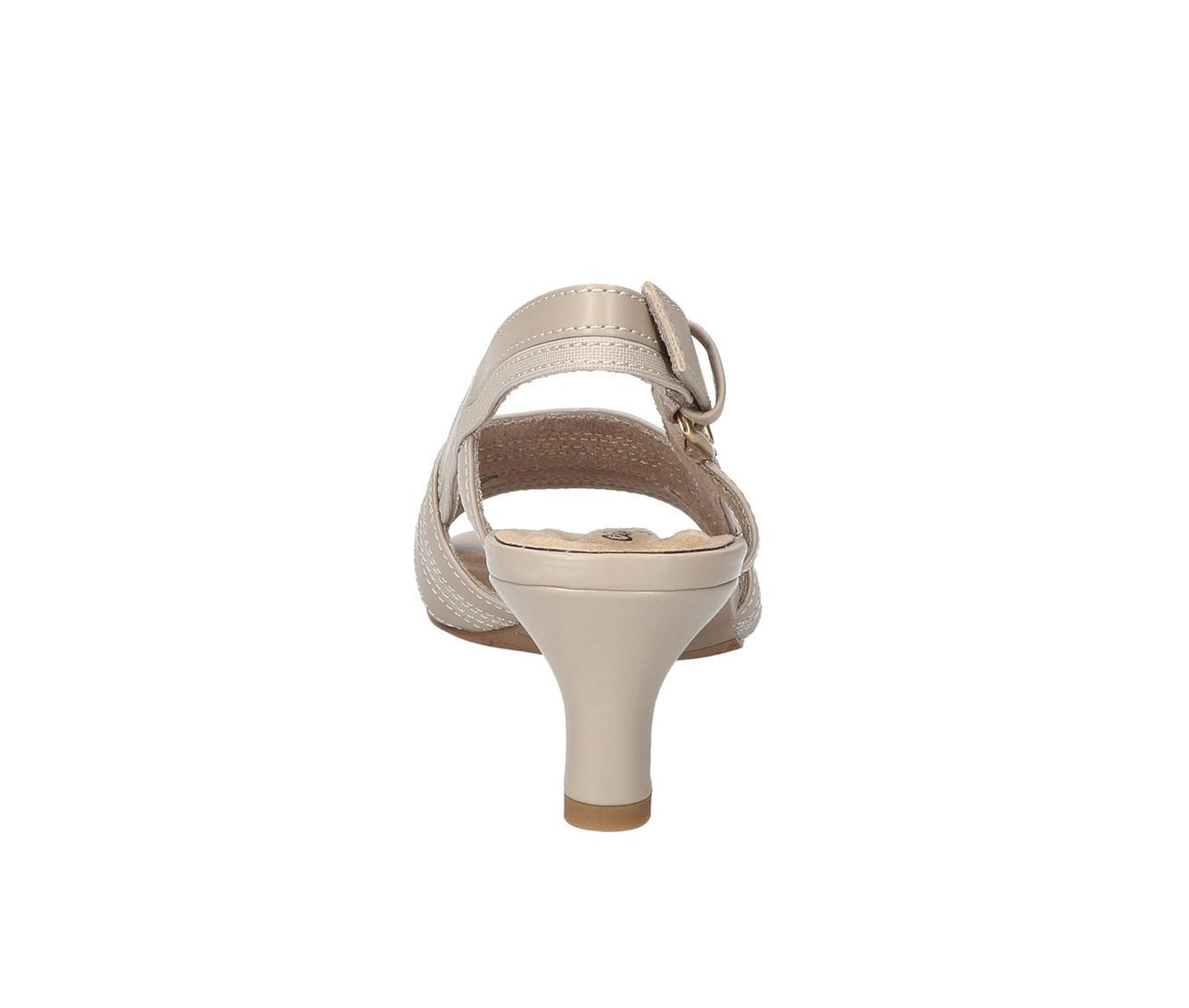 Women's Easy Street Meghan Pumps Product Image